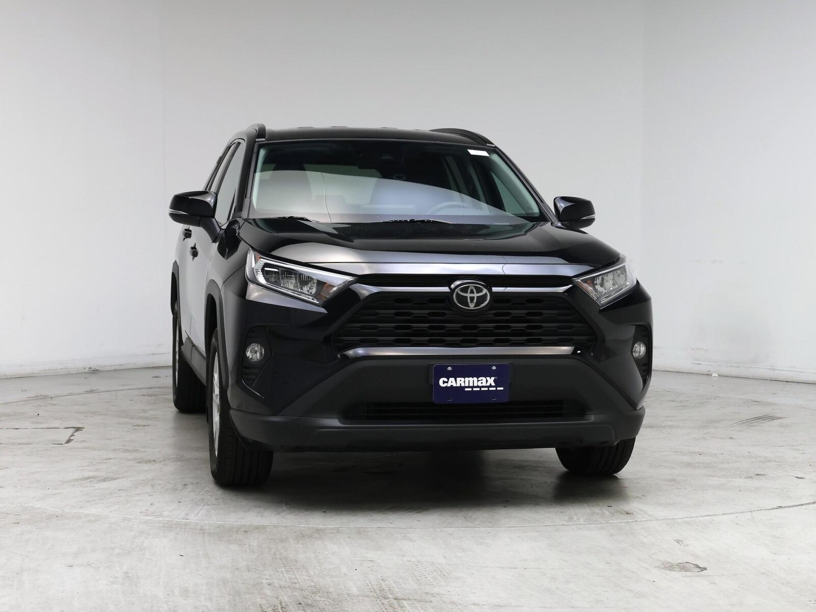 2021 Toyota RAV4 XLE - Photo 6