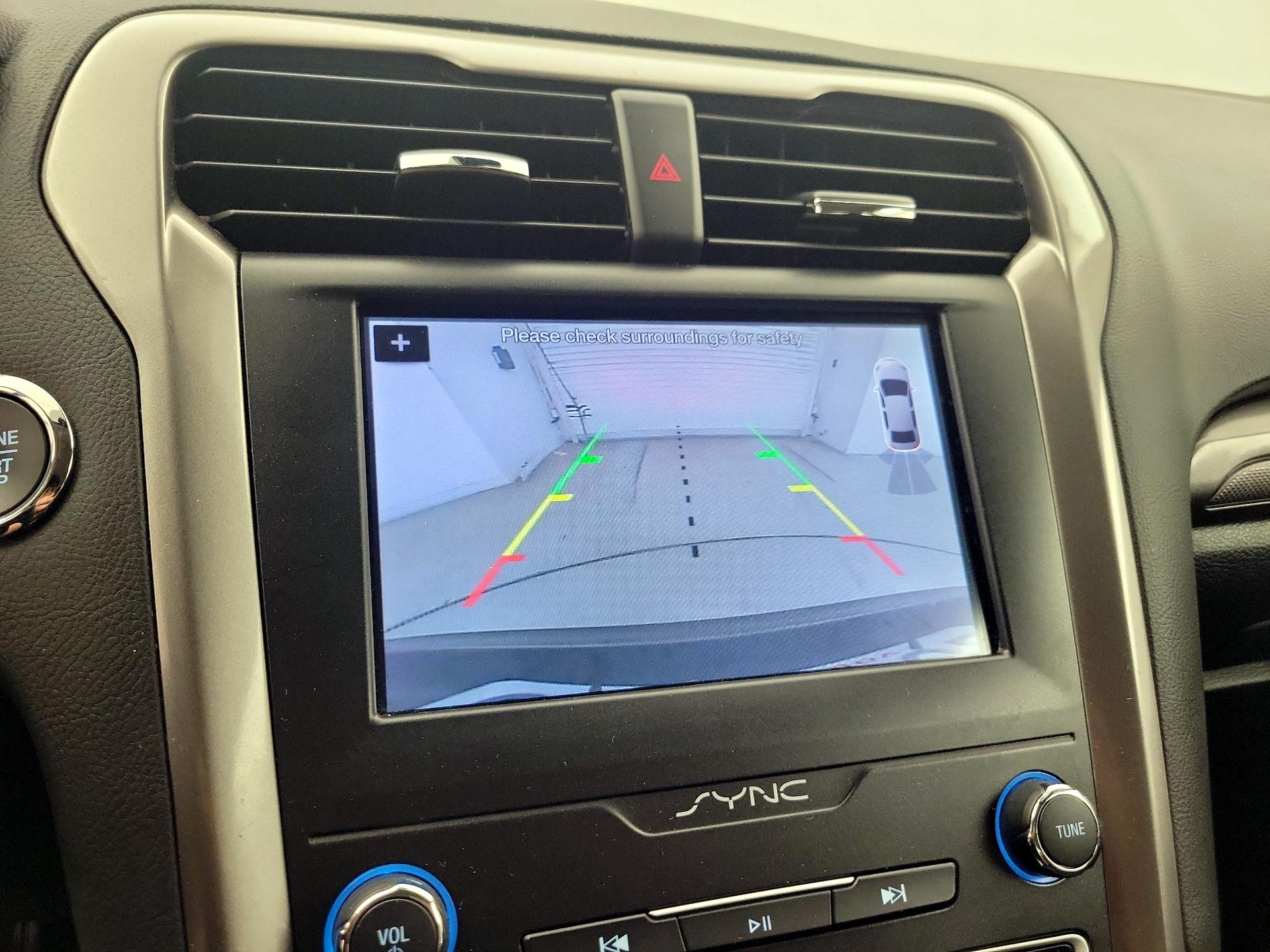 Thumbnail: 2019 Ford Fusion - 15