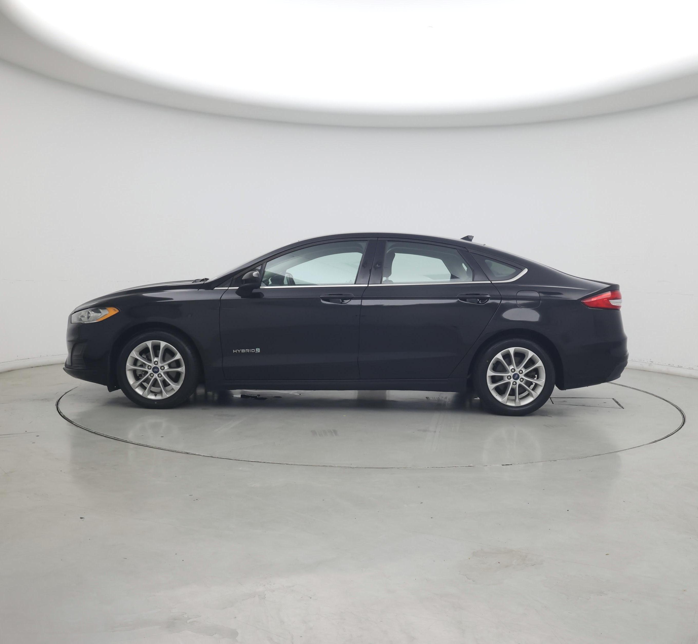 Thumbnail: 2019 Ford Fusion - 3