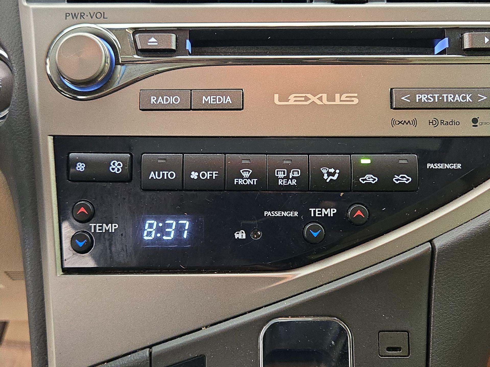 Thumbnail: 2015 Lexus RX - 17