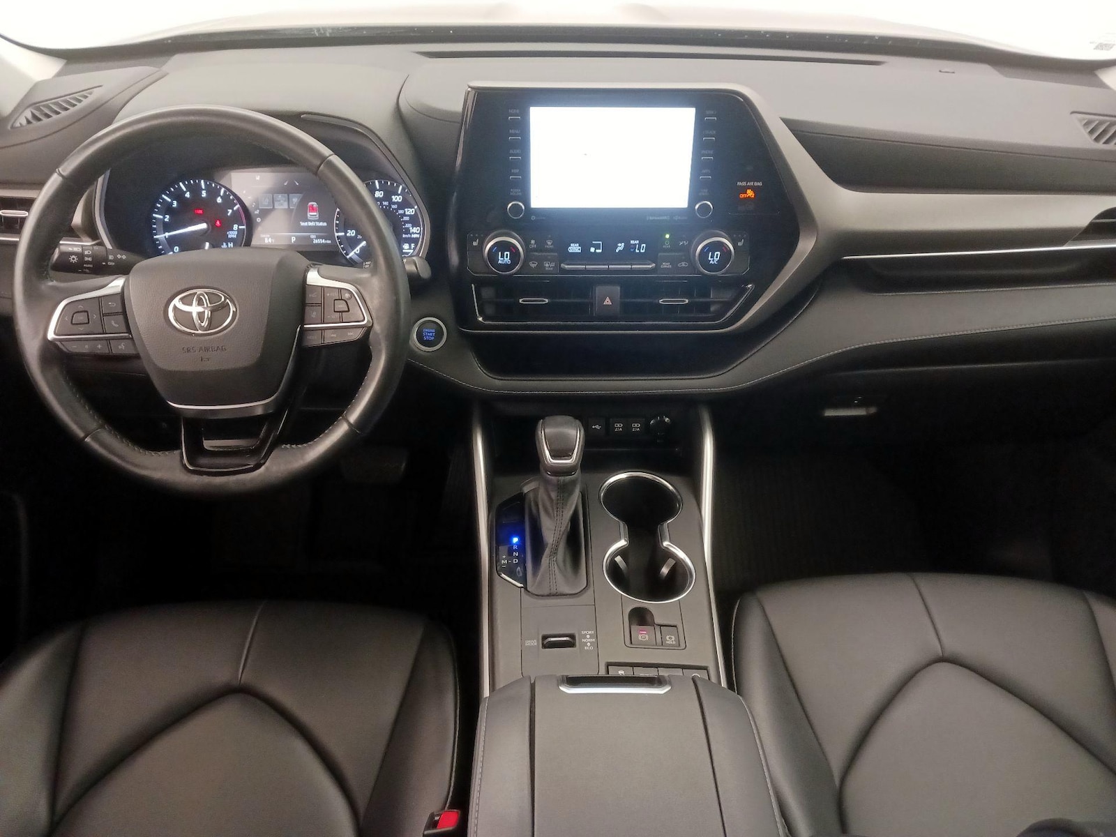 2021 Toyota Highlander XLE - Photo 10