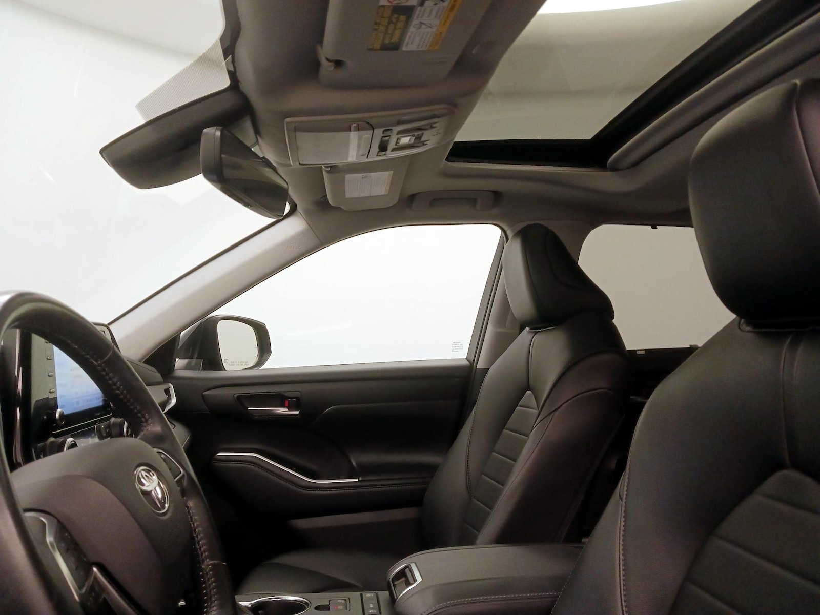 2021 Toyota Highlander XLE - Photo 20