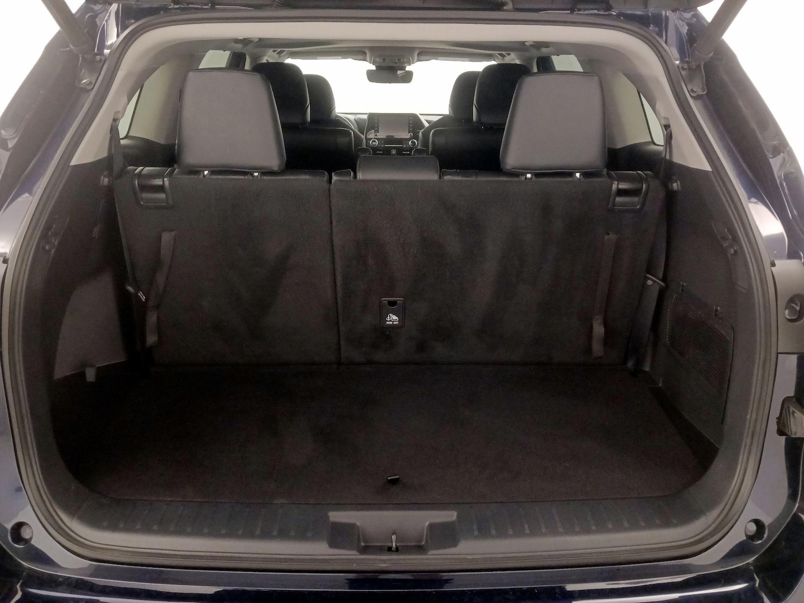 2021 Toyota Highlander XLE - Photo 23