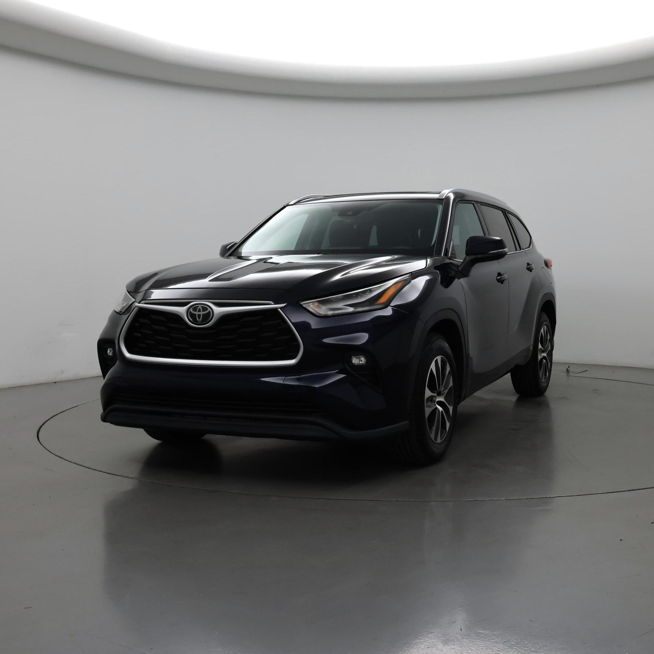 Thumbnail: 2021 Toyota Highlander - 4