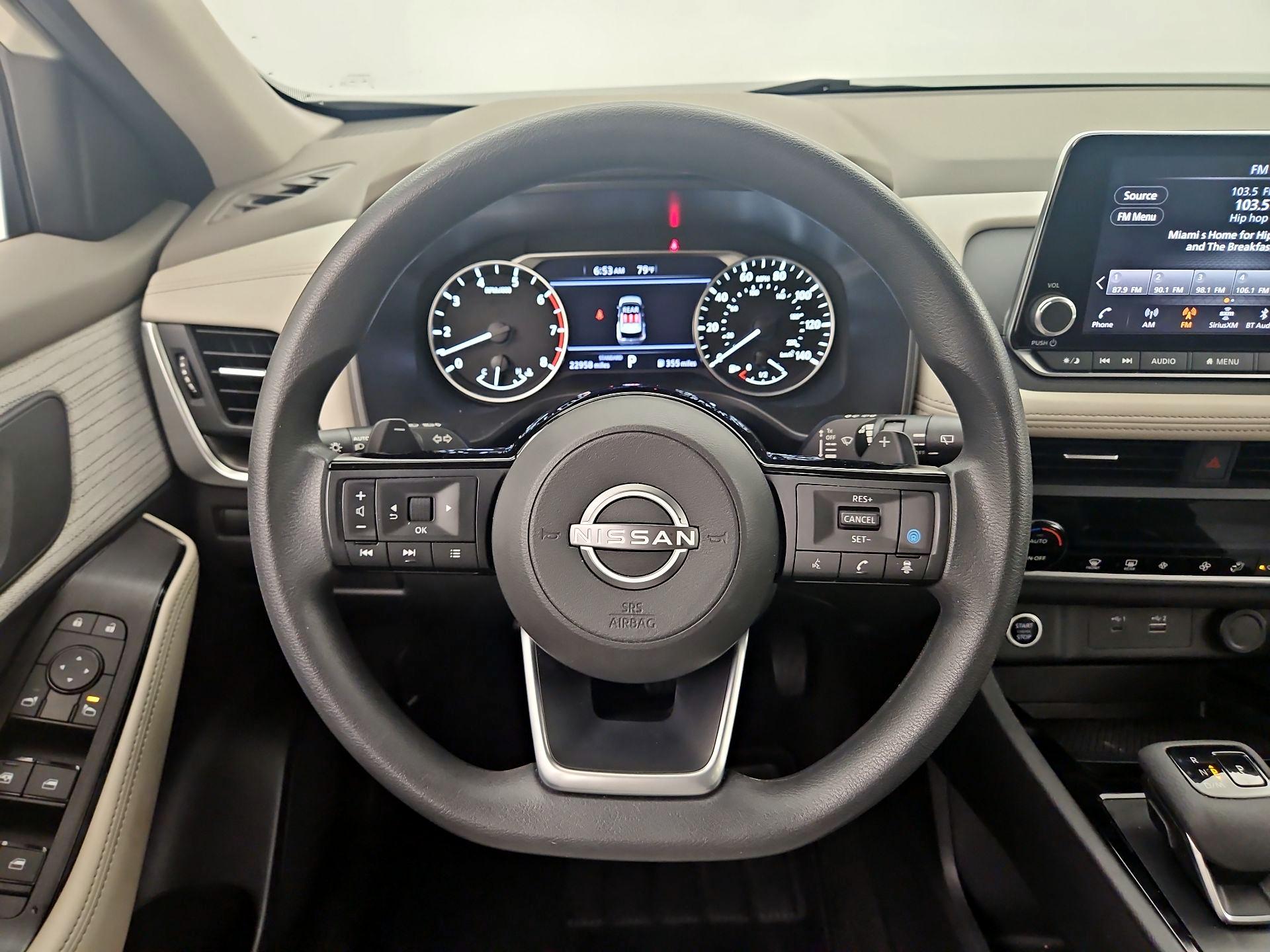 Thumbnail: 2023 Nissan Rogue - 10