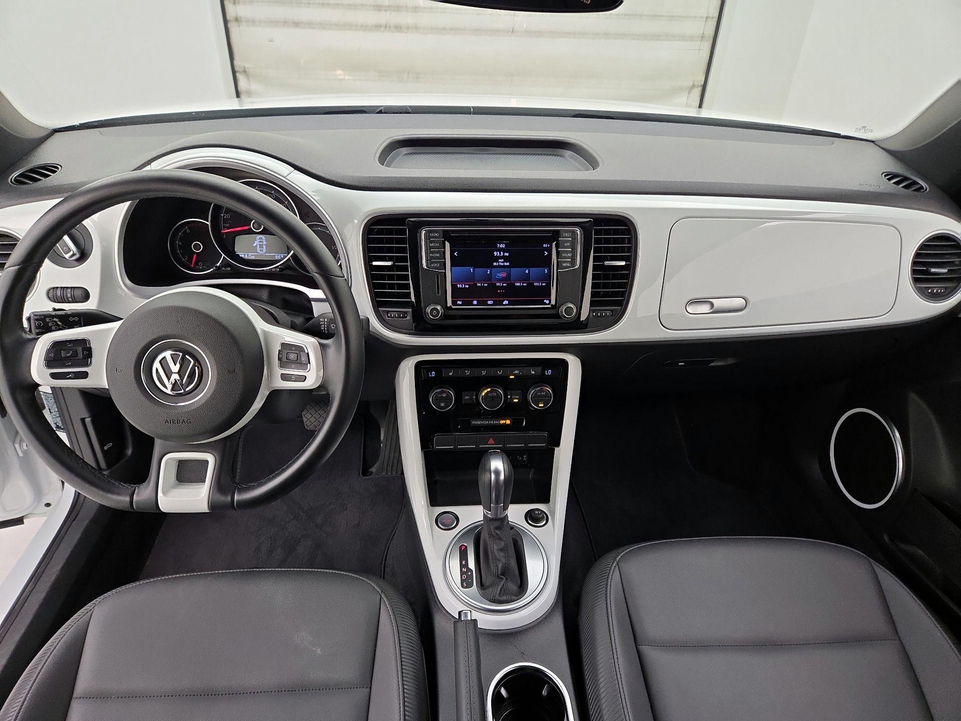 Thumbnail: 2019 Volkswagen Beetle - 9