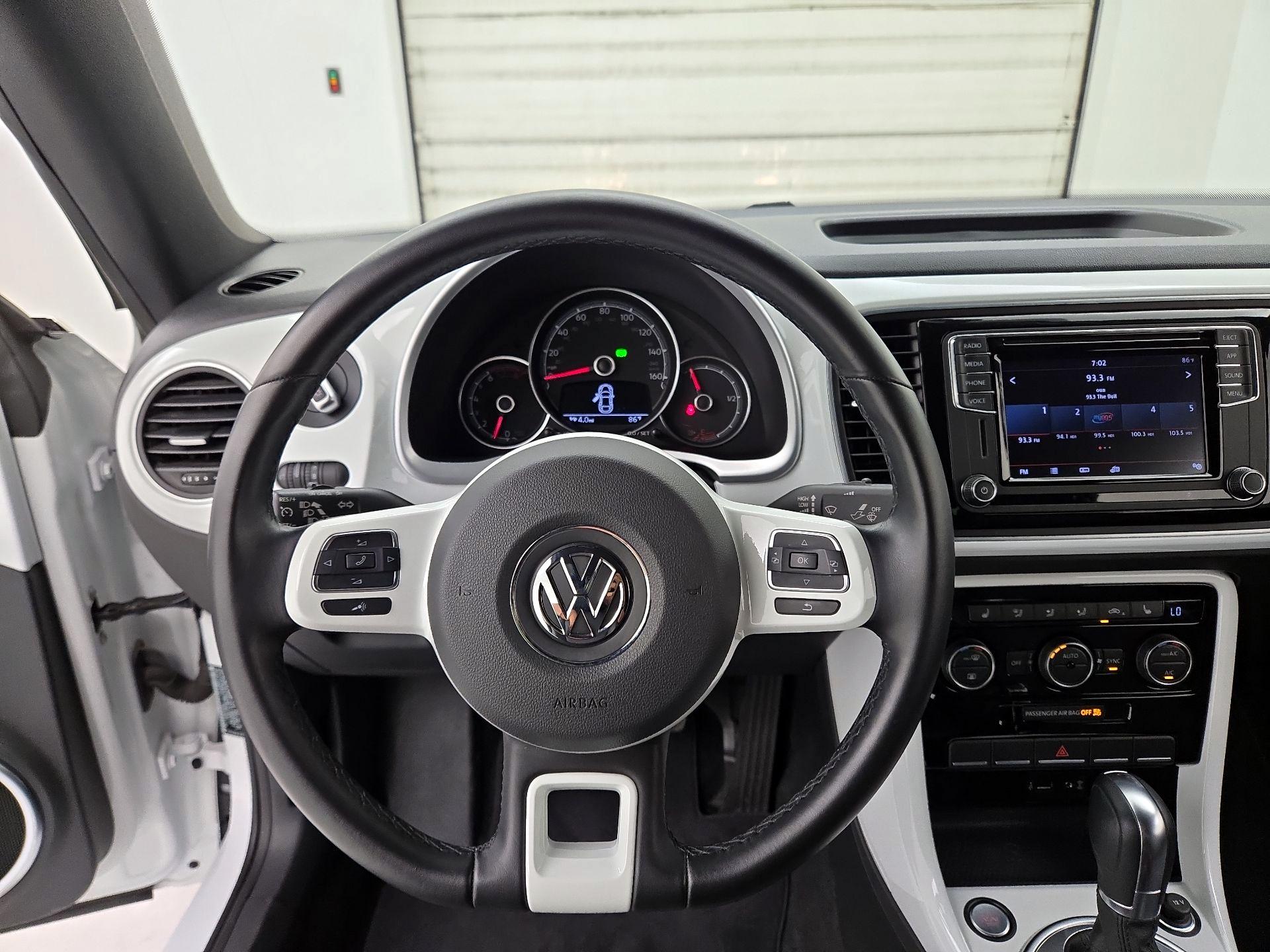 Thumbnail: 2019 Volkswagen Beetle - 10