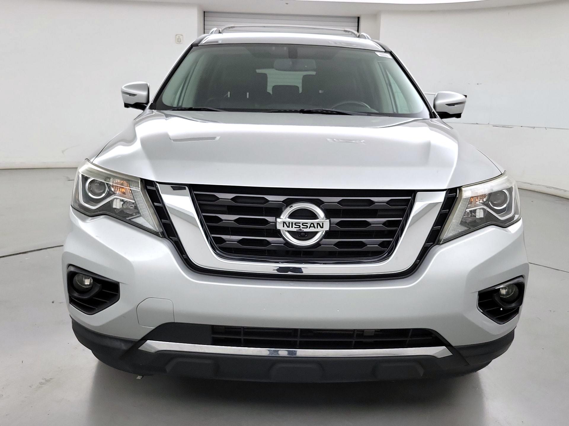Thumbnail: 2017 Nissan Pathfinder - 2