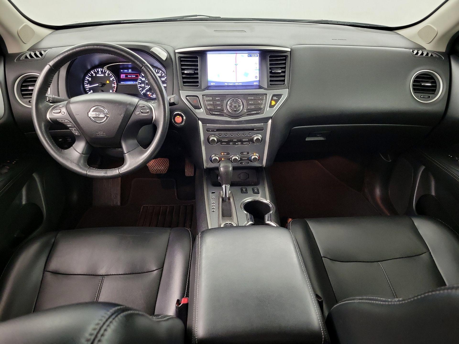 Thumbnail: 2017 Nissan Pathfinder - 8