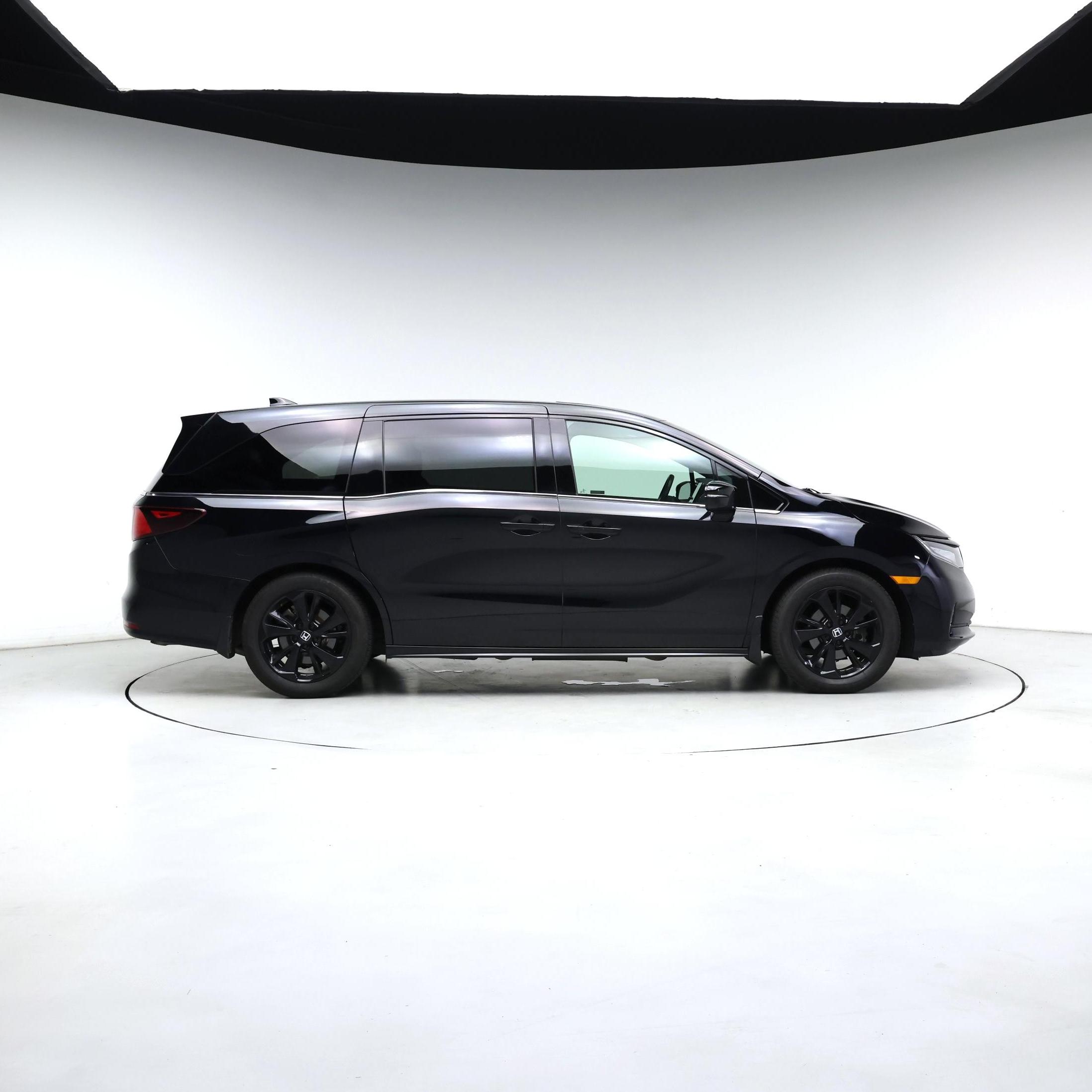 Thumbnail: 2023 Honda Odyssey - 7