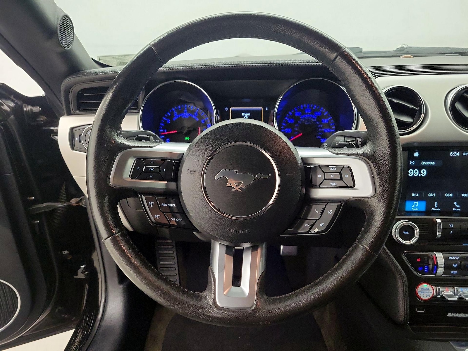 2016 Ford Mustang EcoBoost Premium - Photo 11