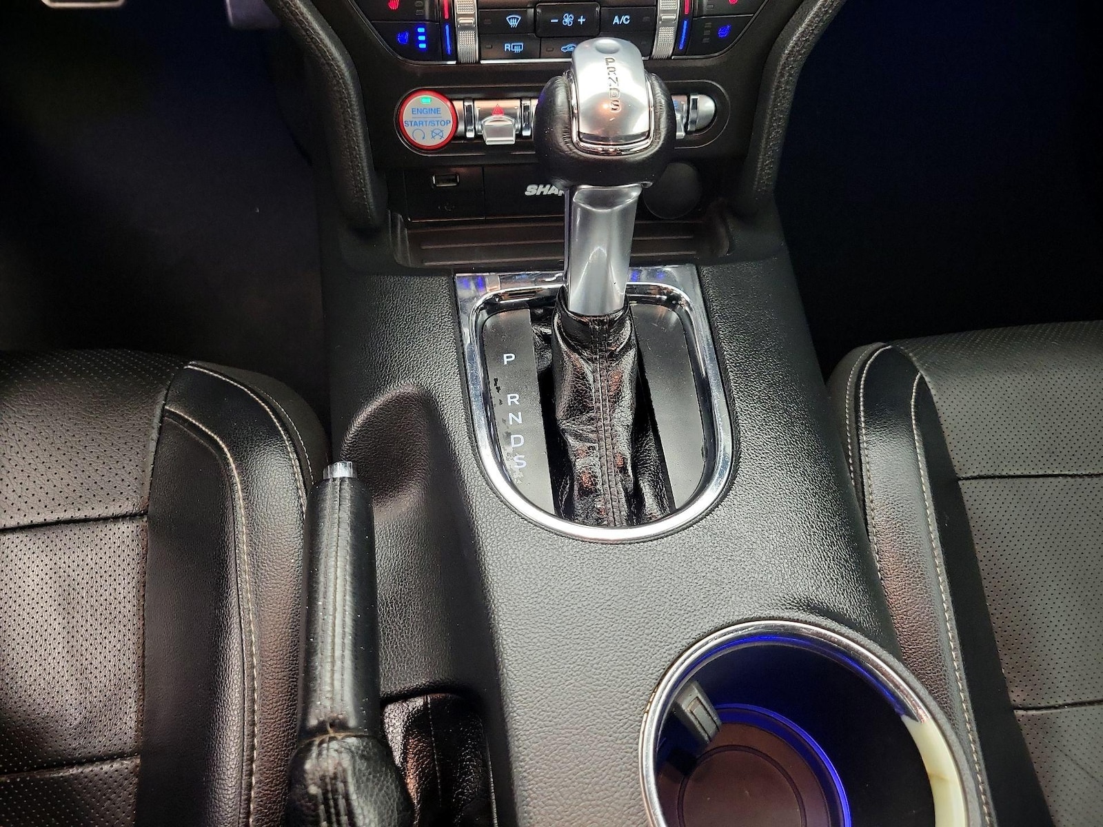 2016 Ford Mustang EcoBoost Premium - Photo 18