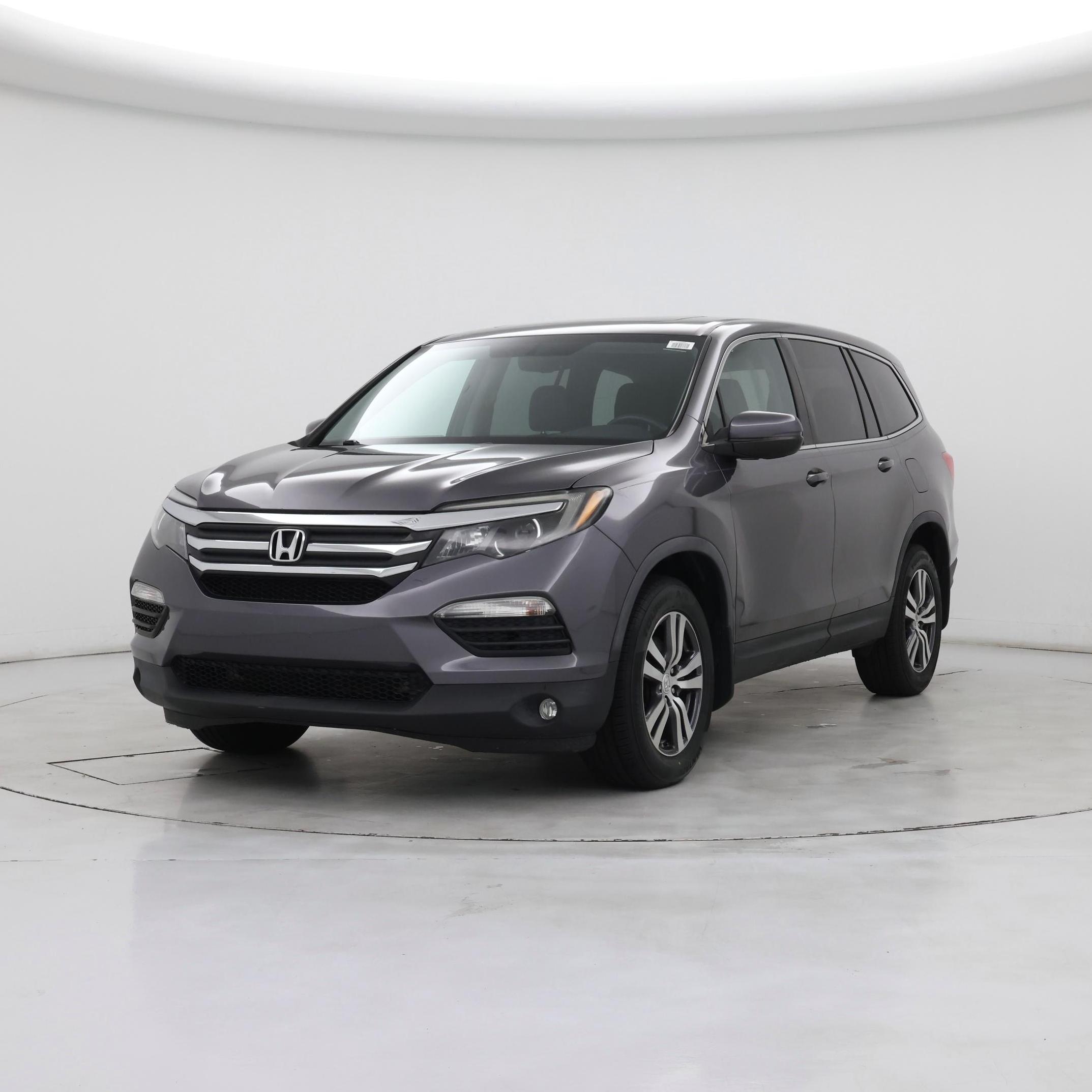 Thumbnail: 2017 Honda Pilot - 4