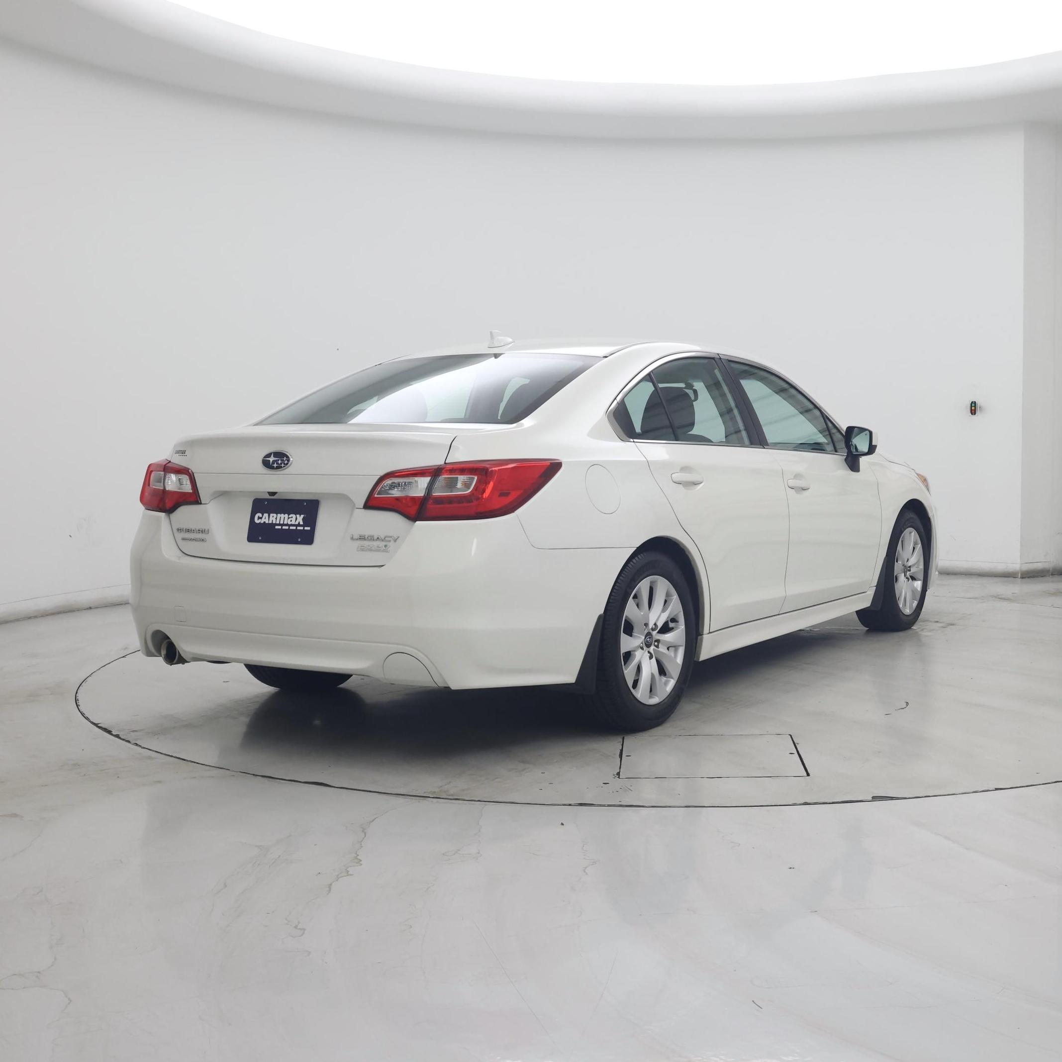 Thumbnail: 2016 Subaru Legacy - 8