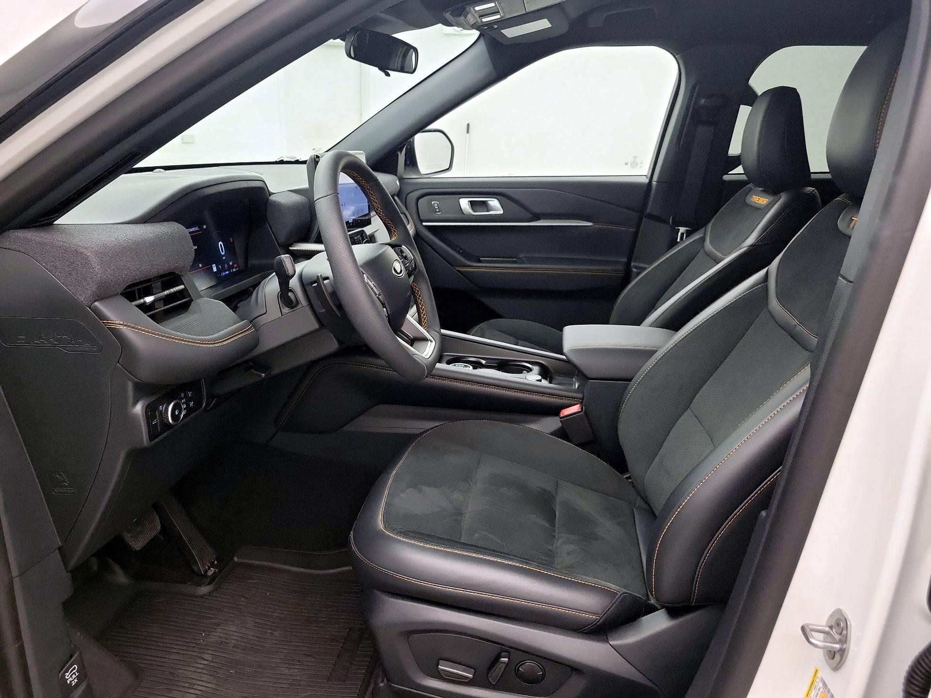 Thumbnail: 2026 Ford Explorer - 11