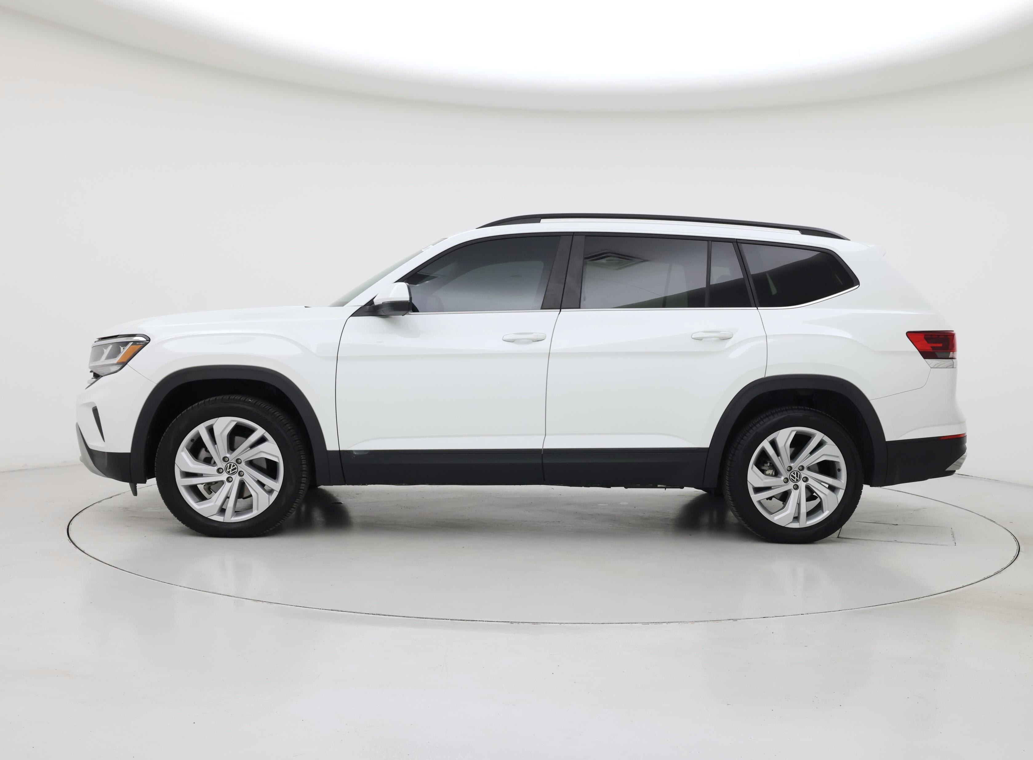 Thumbnail: 2021 Volkswagen Atlas - 3