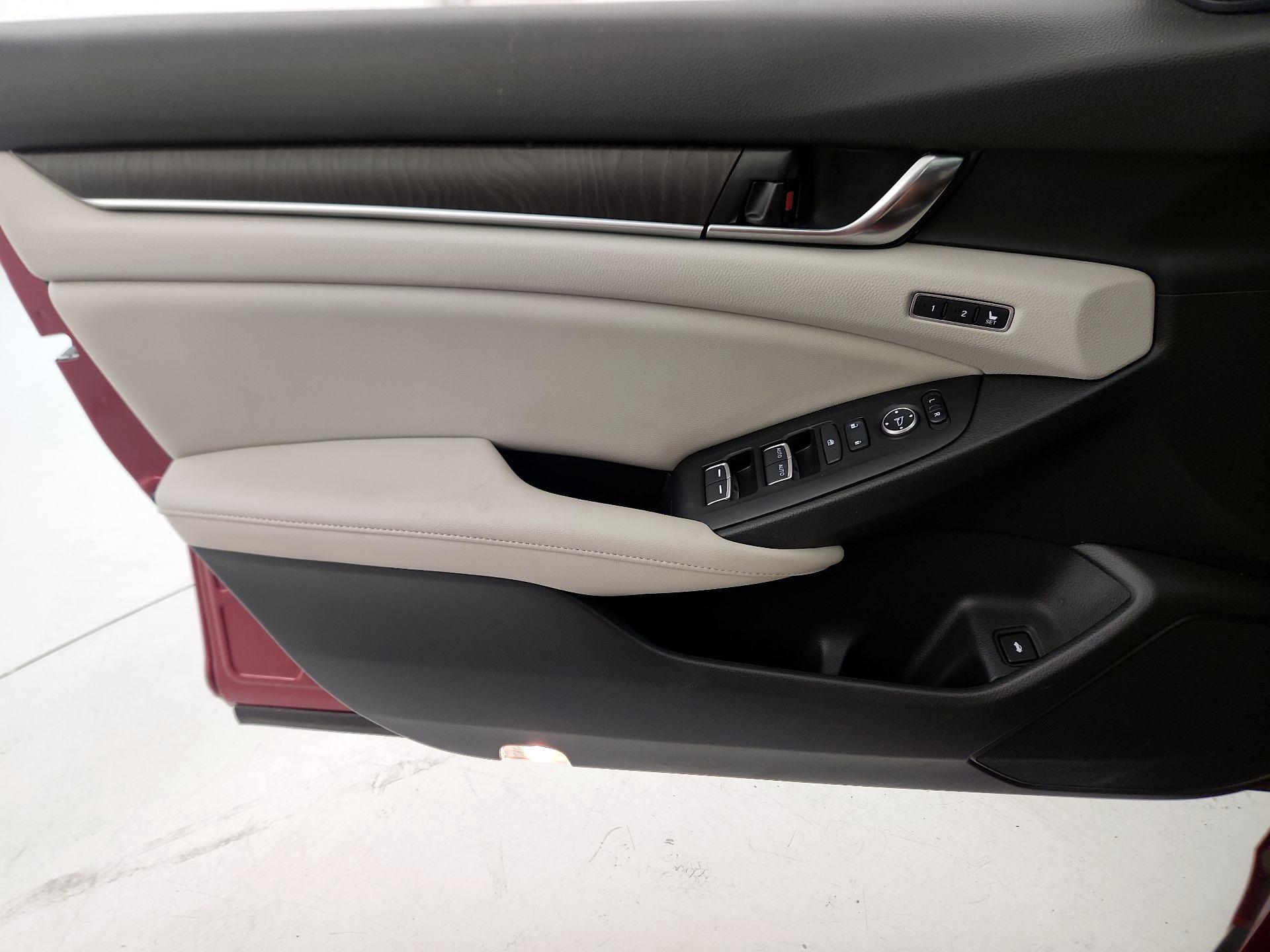 Thumbnail: 2021 Honda Accord - 12