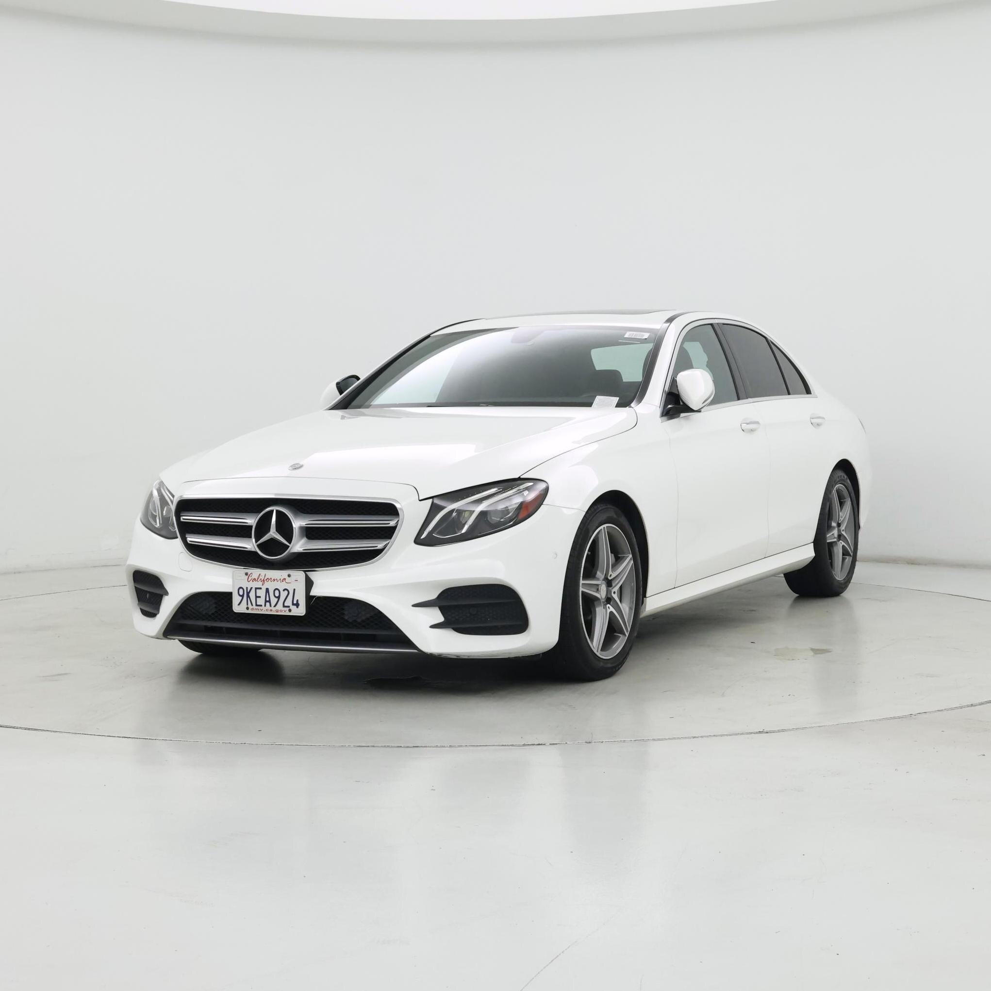 Thumbnail: 2017 Mercedes-Benz E-Class - 4
