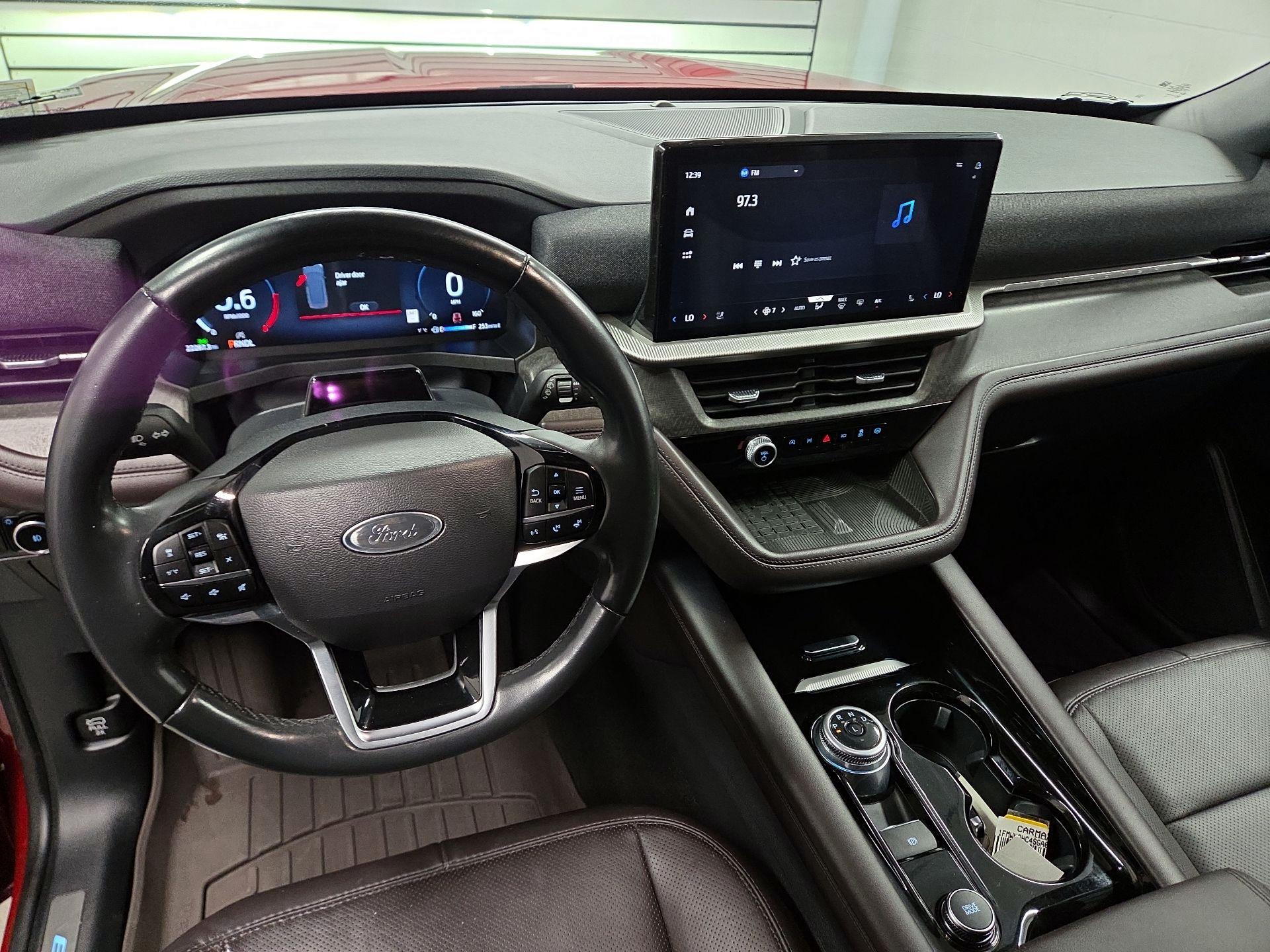 Thumbnail: 2025 Ford Explorer - 8
