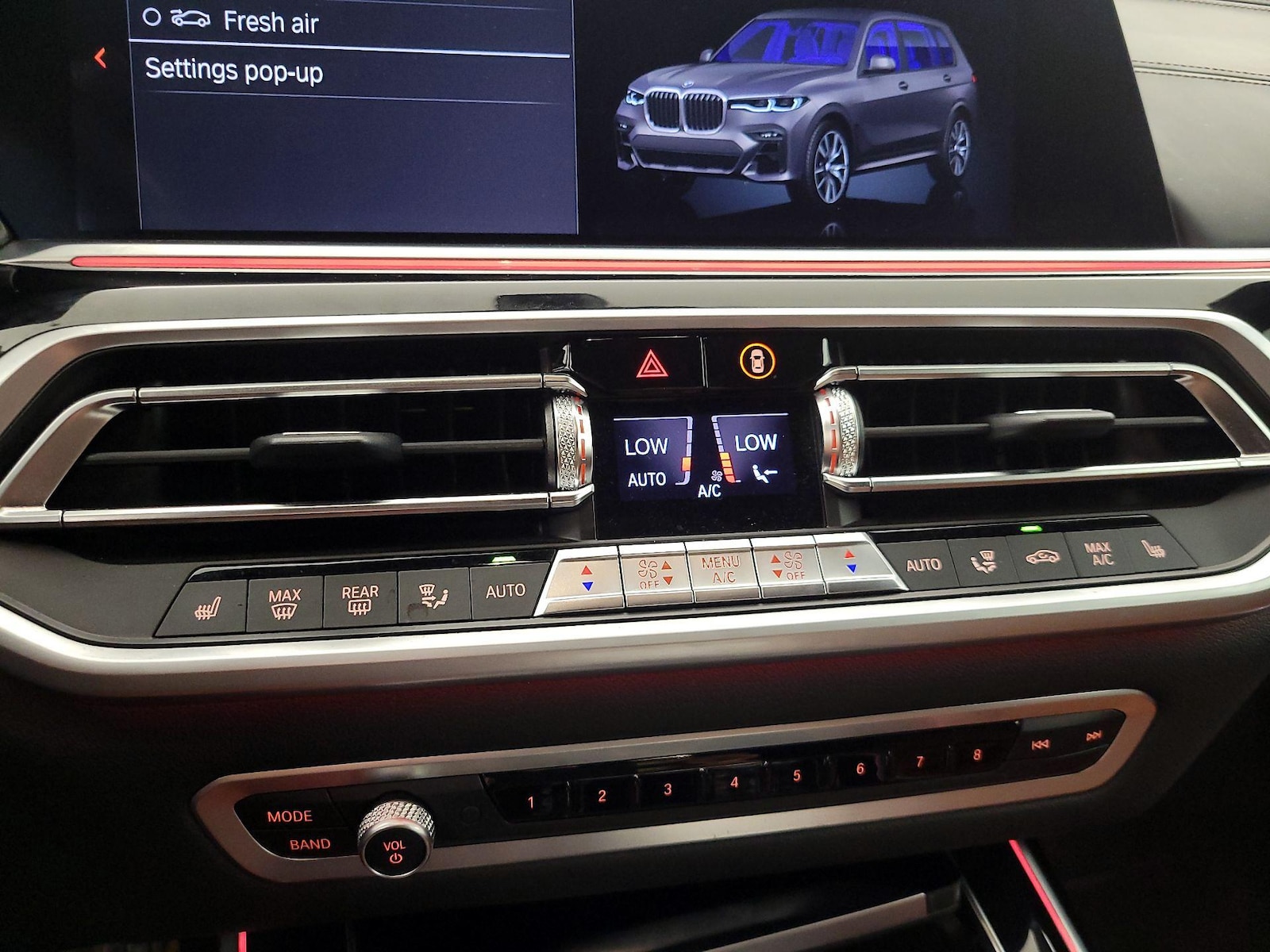 2021 BMW X7 40i - Photo 18