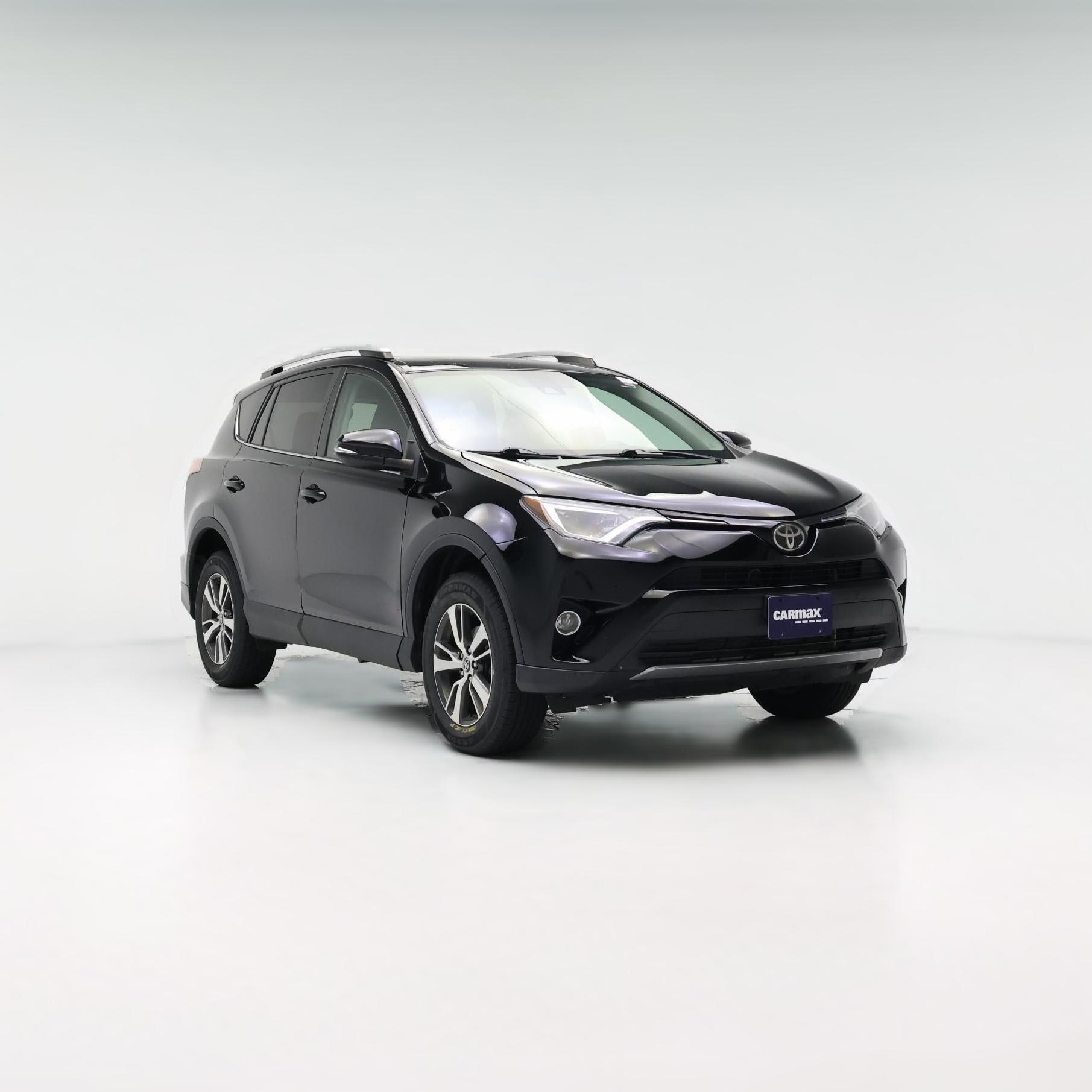 Thumbnail: 2018 Toyota RAV4 - 1