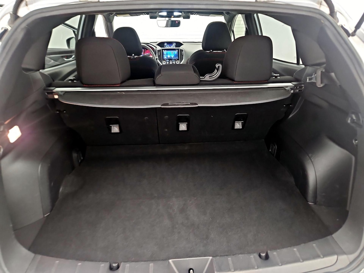 Trunk/Cargo (Seats Up)