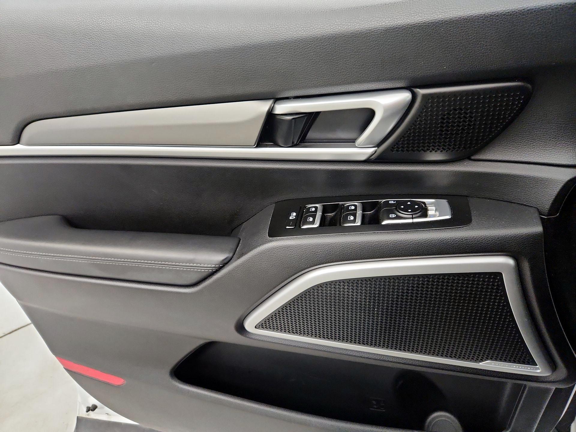 Thumbnail: 2020 Kia Telluride - 12