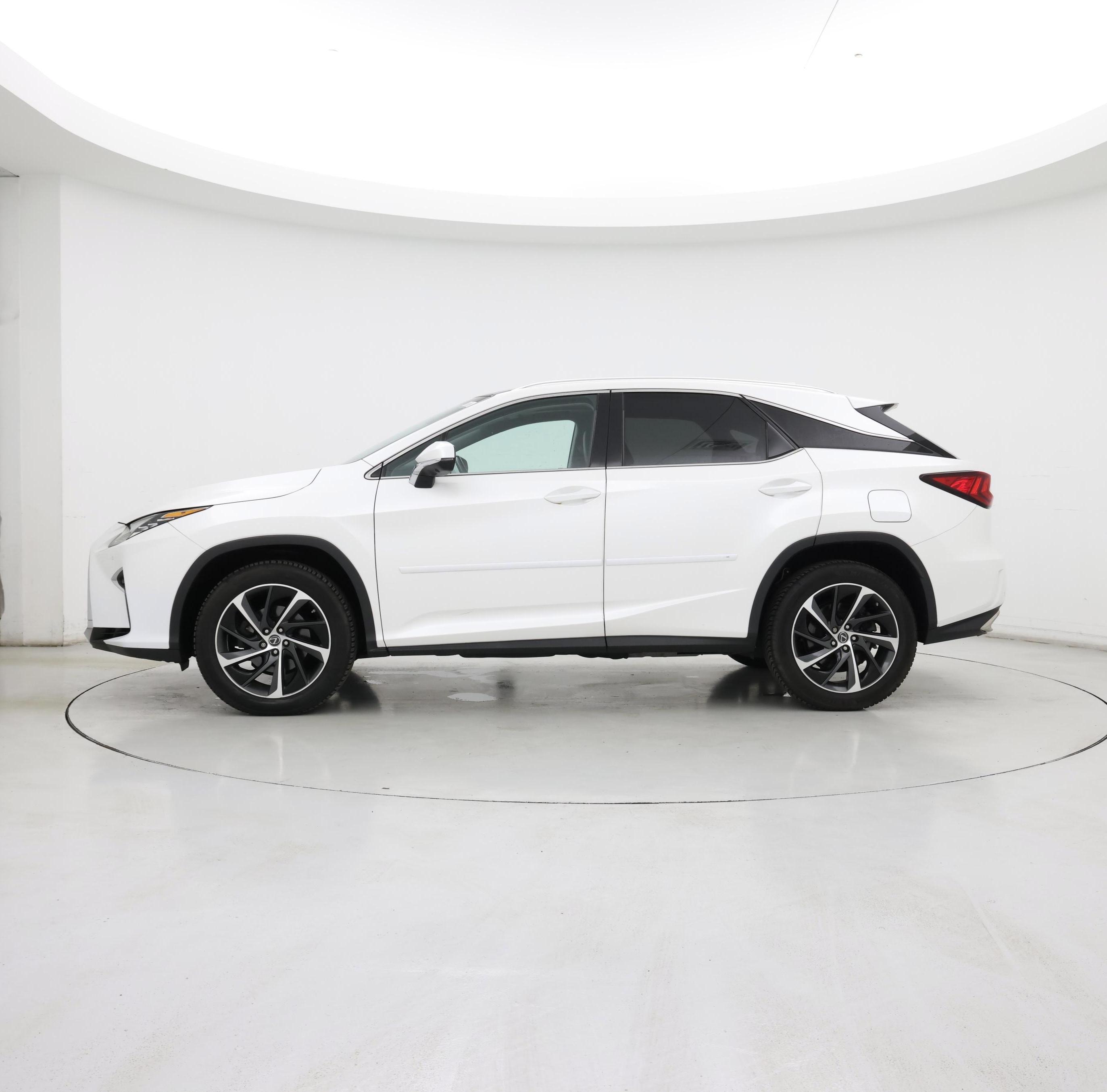 Thumbnail: 2019 Lexus RX - 3
