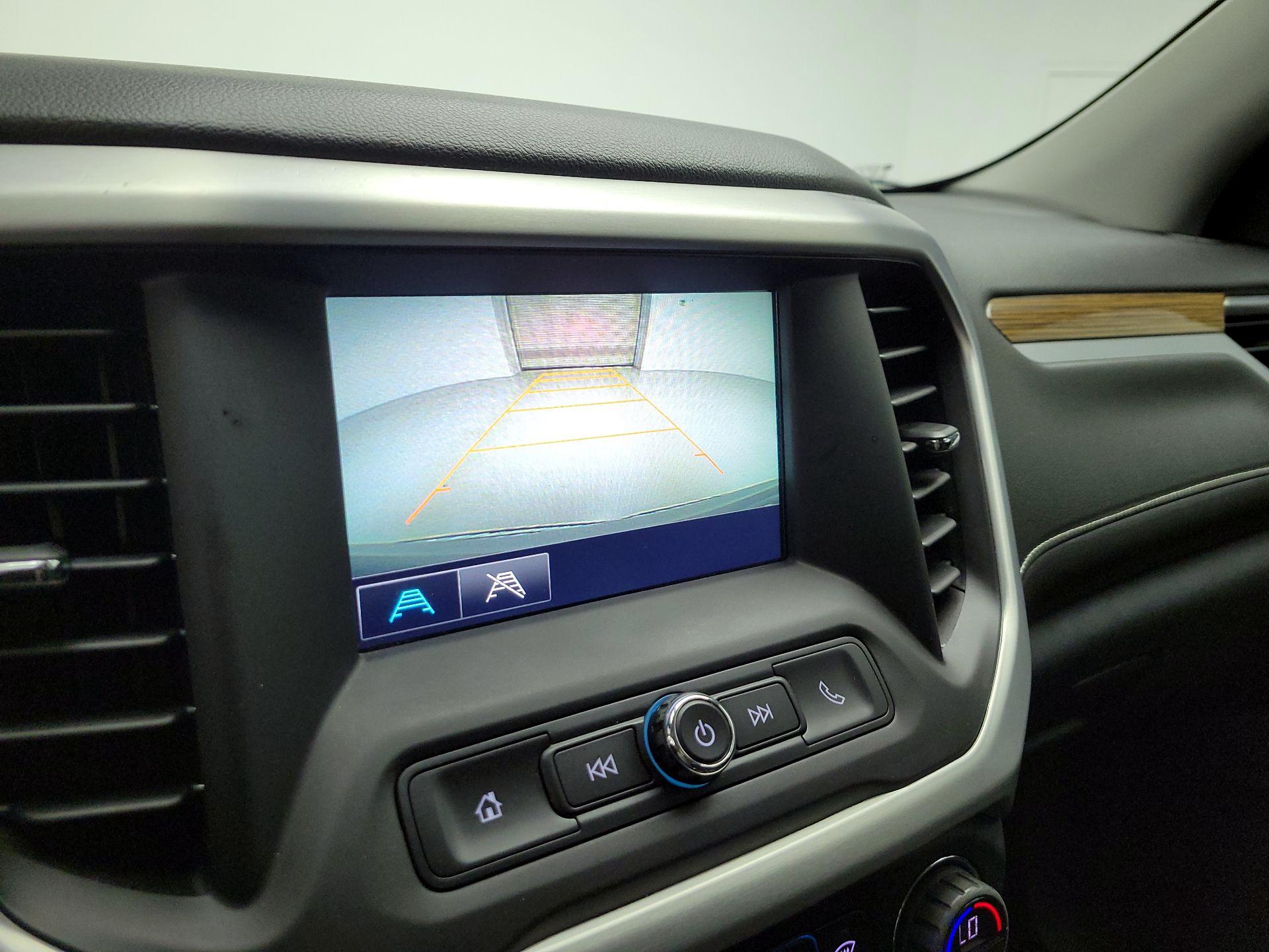 Thumbnail: 2017 GMC Acadia - 13