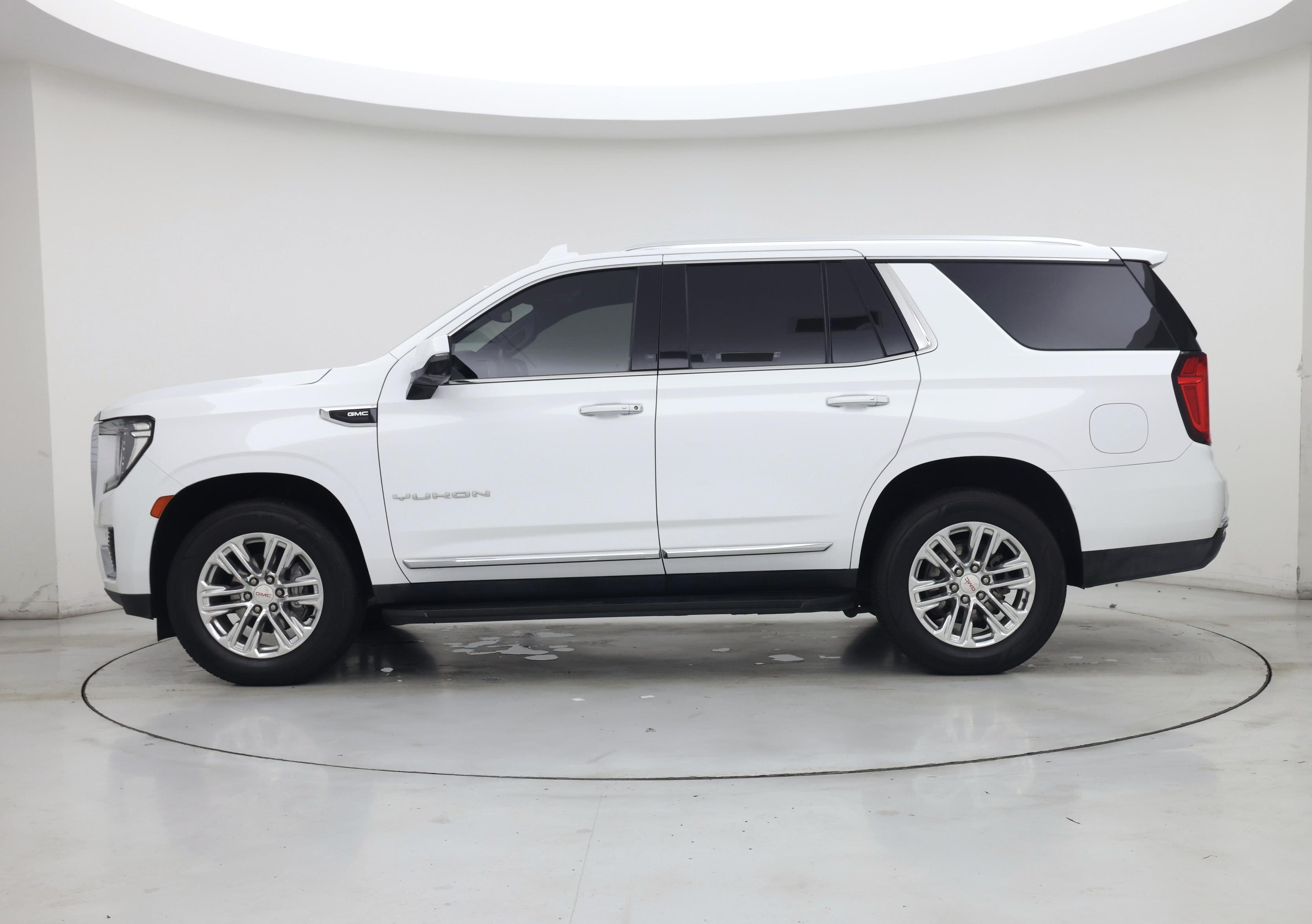 Thumbnail: 2022 GMC Yukon - 3