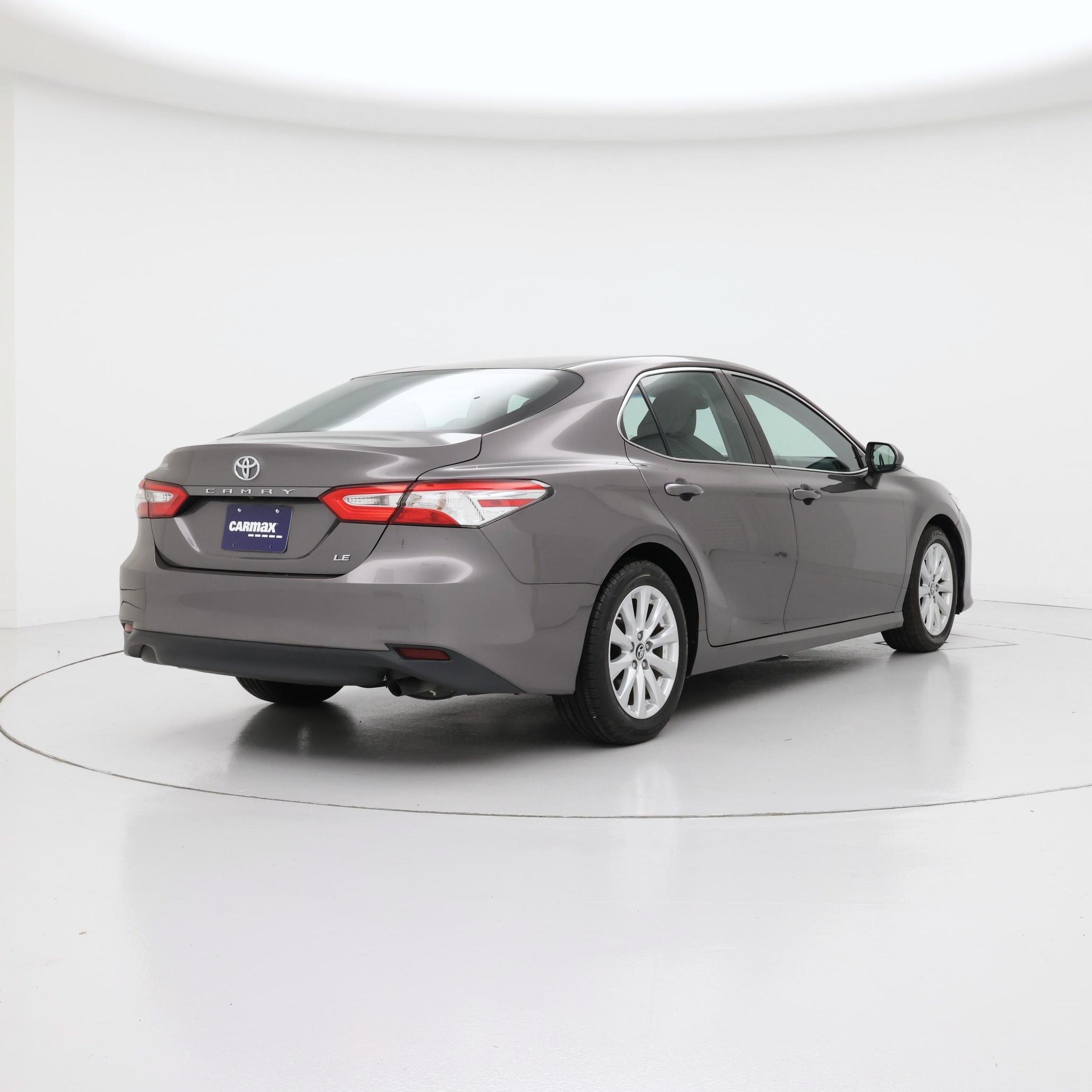 Thumbnail: 2018 Toyota Camry - 8