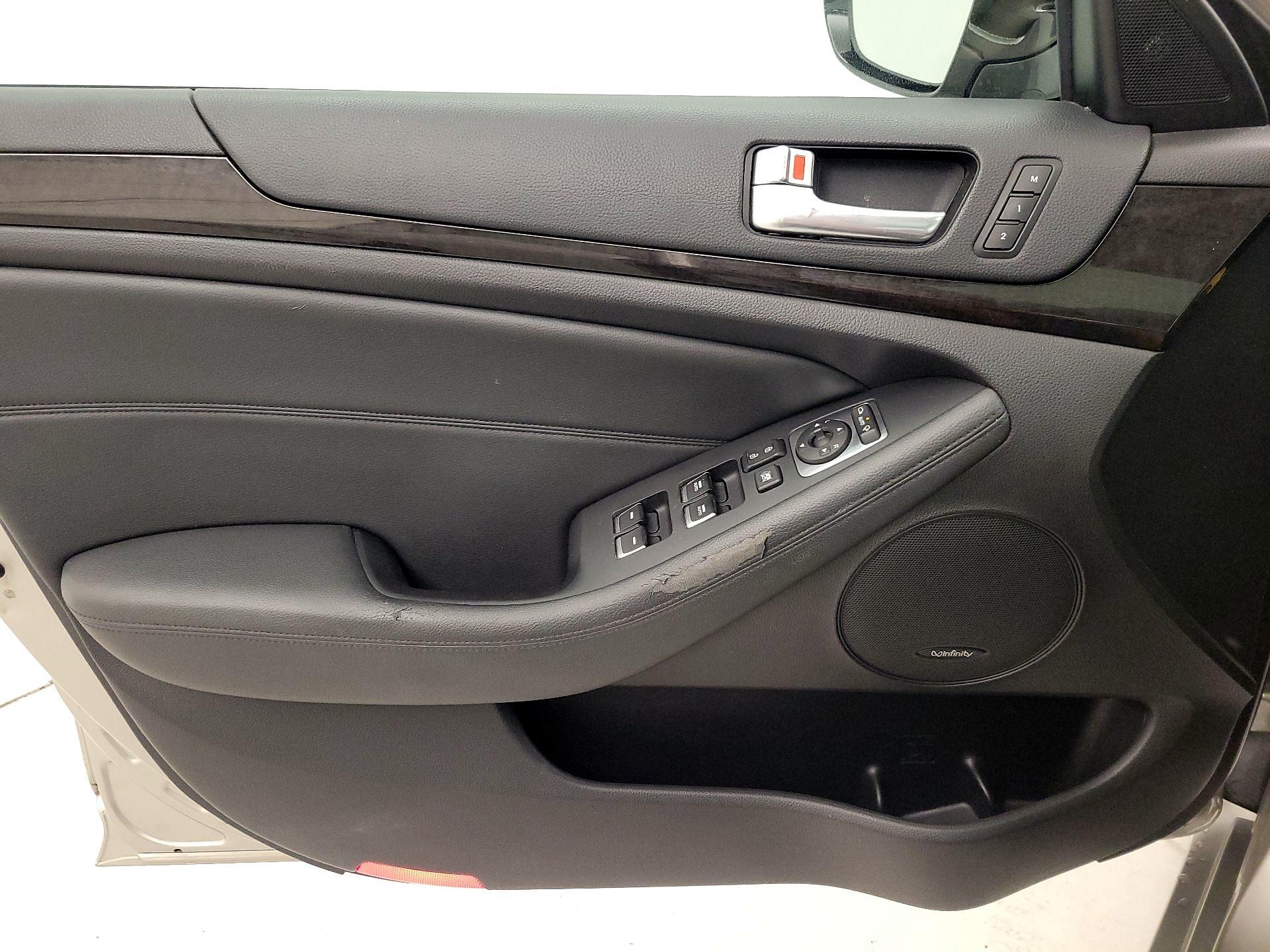 Thumbnail: 2014 Kia Cadenza - 12