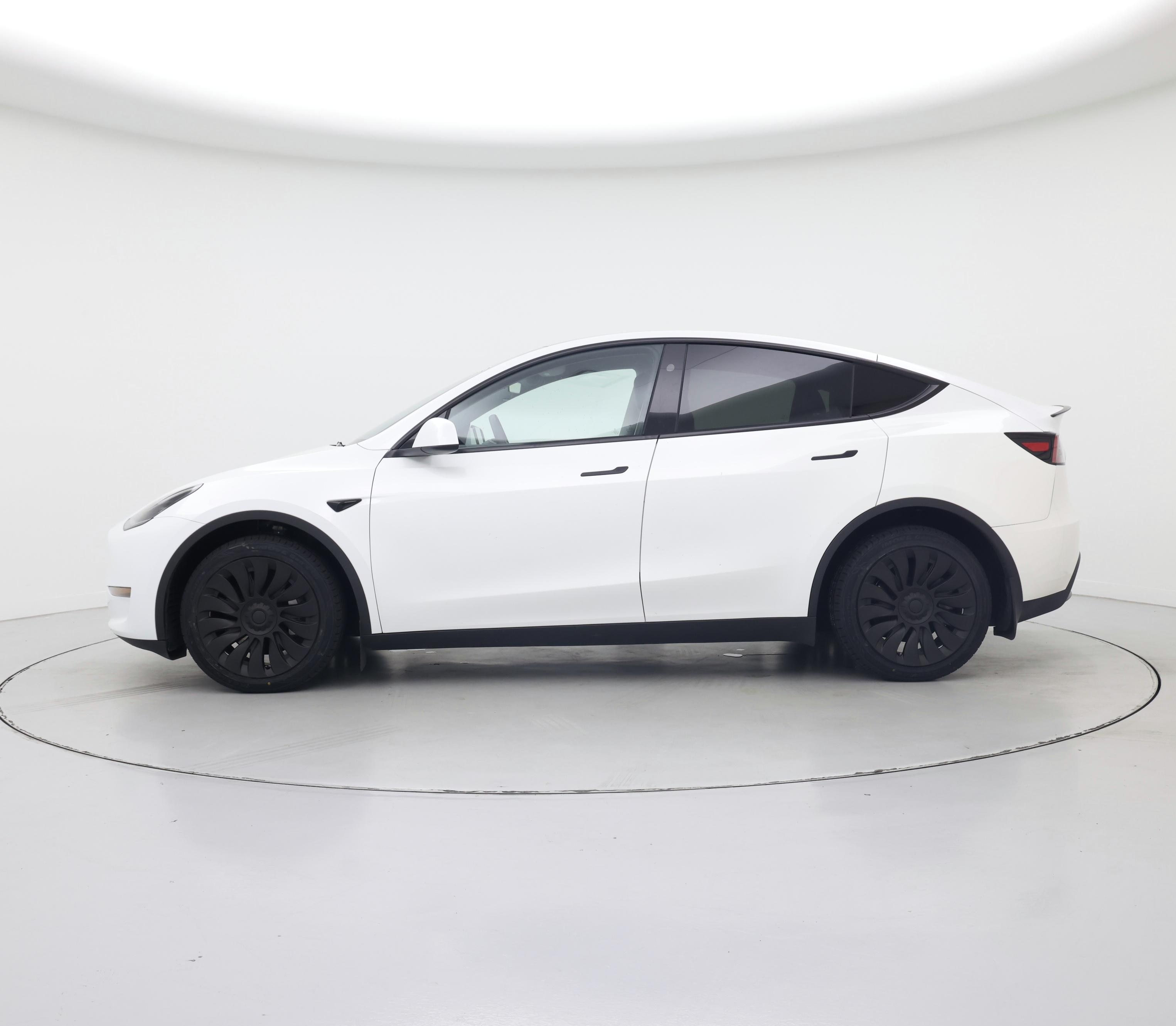 Thumbnail: 2023 Tesla Model Y - 3