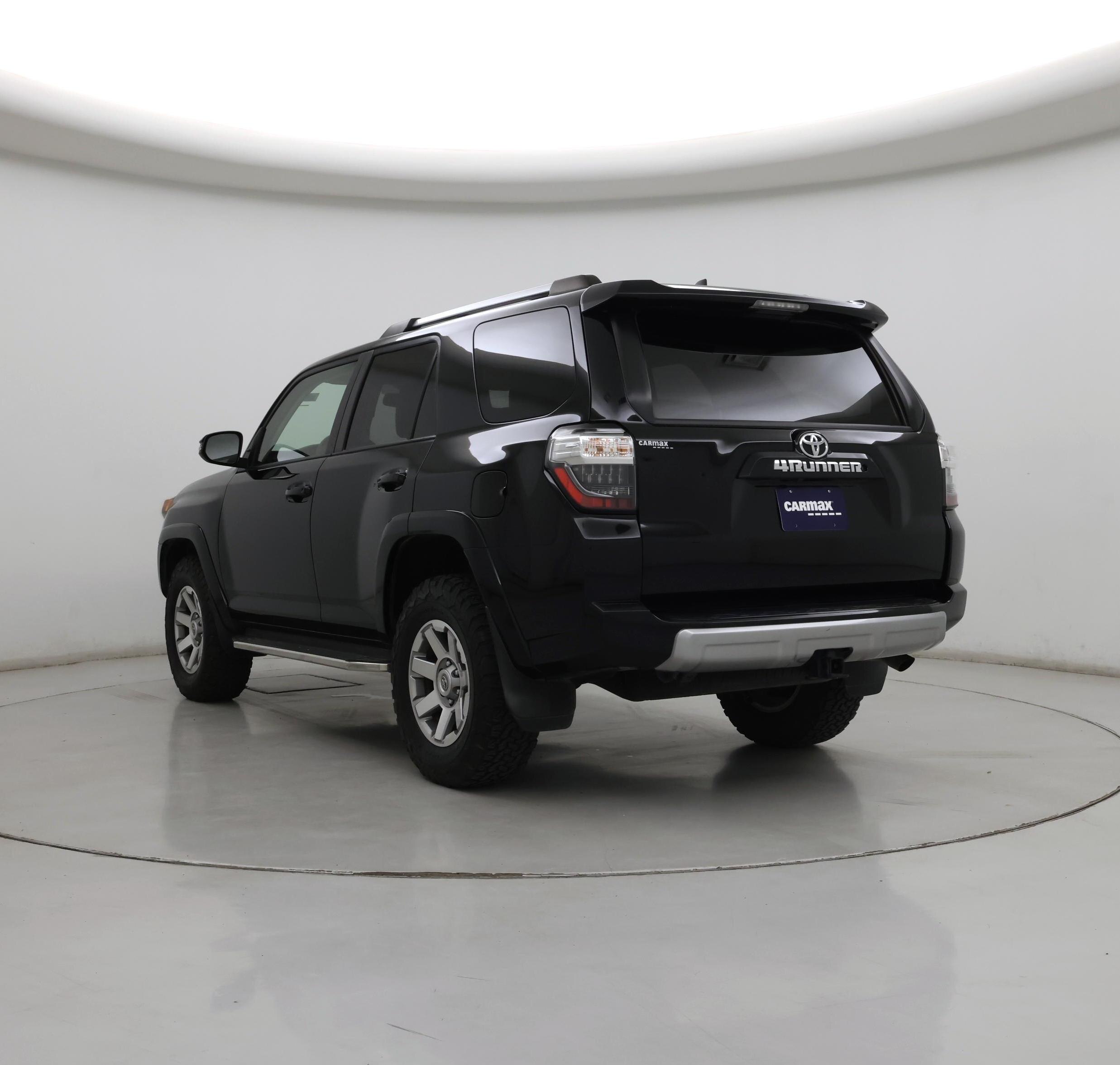 Thumbnail: 2016 Toyota 4Runner - 2