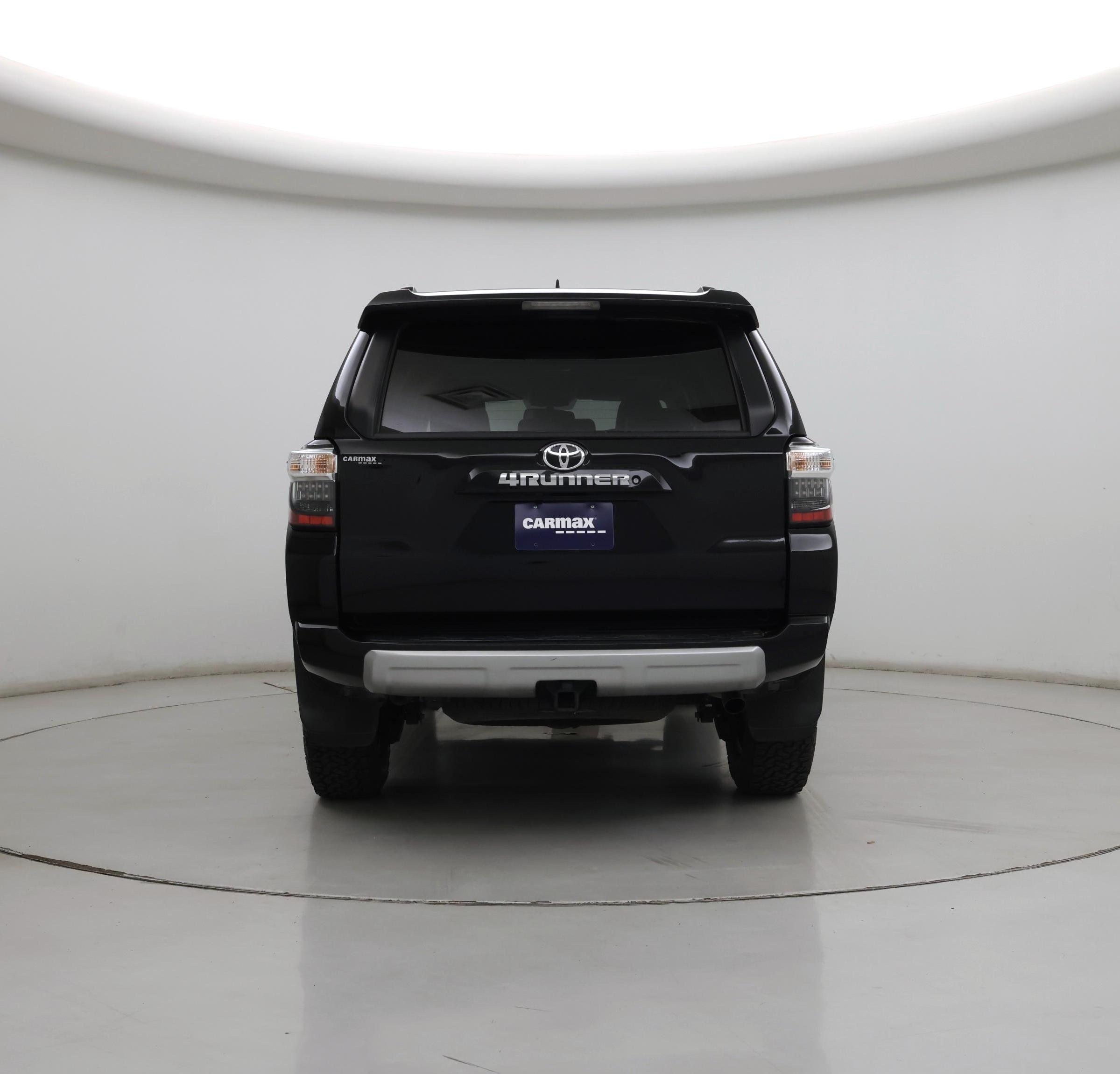 Thumbnail: 2016 Toyota 4Runner - 6