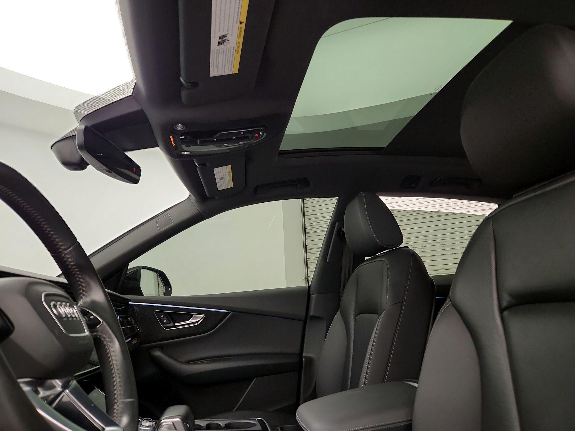 Thumbnail: 2019 Audi Q8 - 20