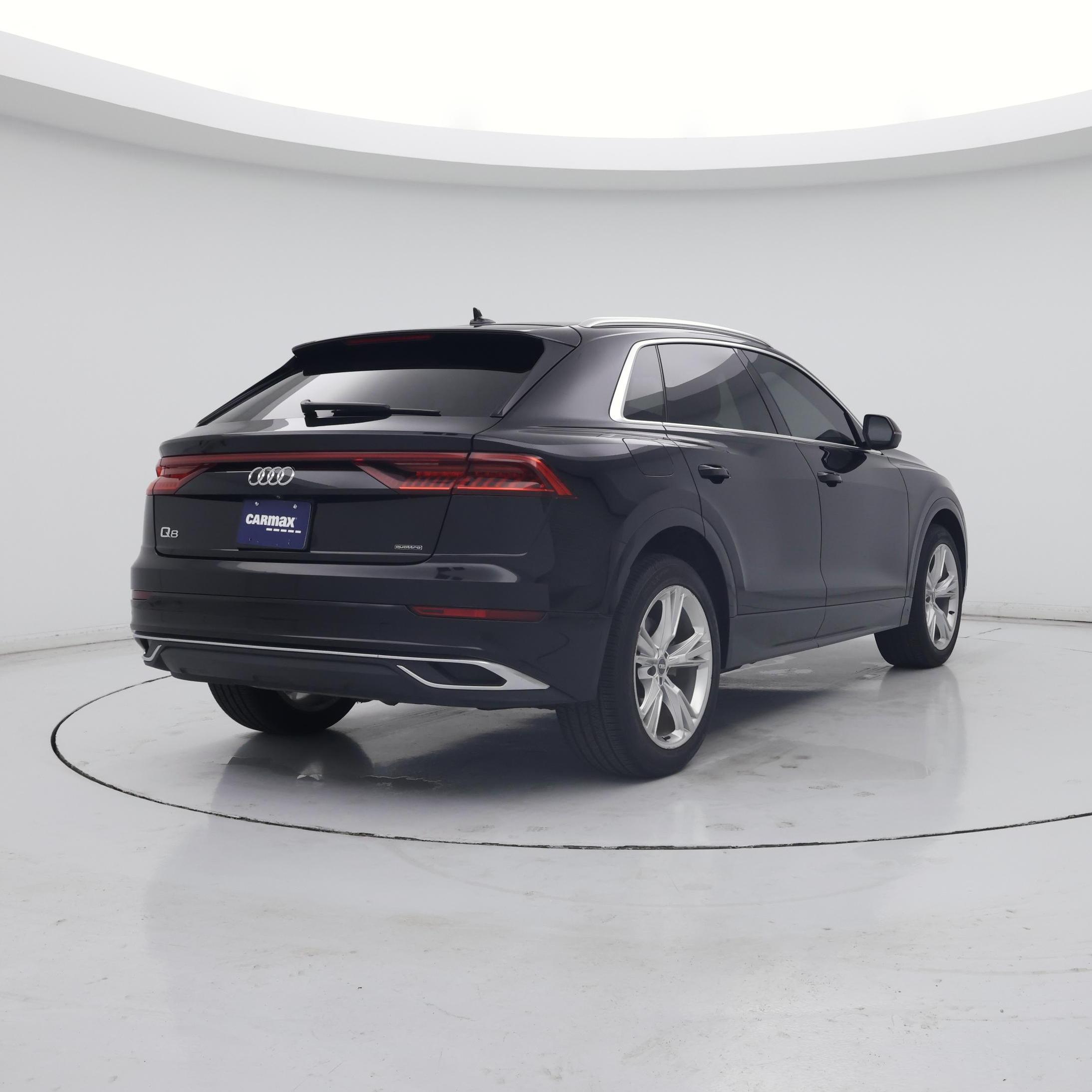 Thumbnail: 2019 Audi Q8 - 8