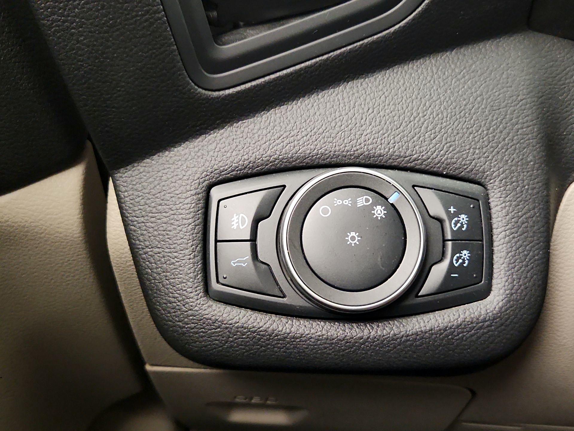 Thumbnail: 2019 Ford Escape - 13