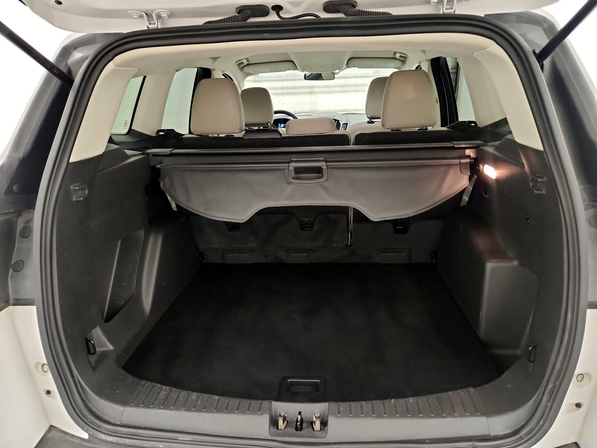 Thumbnail: 2019 Ford Escape - 20