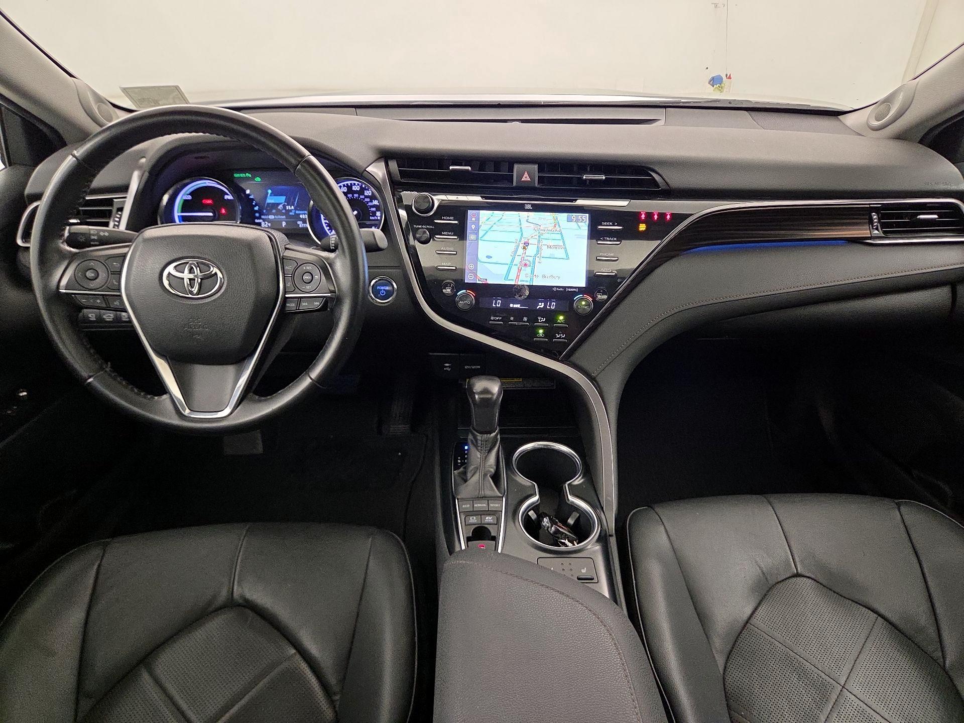 Thumbnail: 2019 Toyota Camry - 9