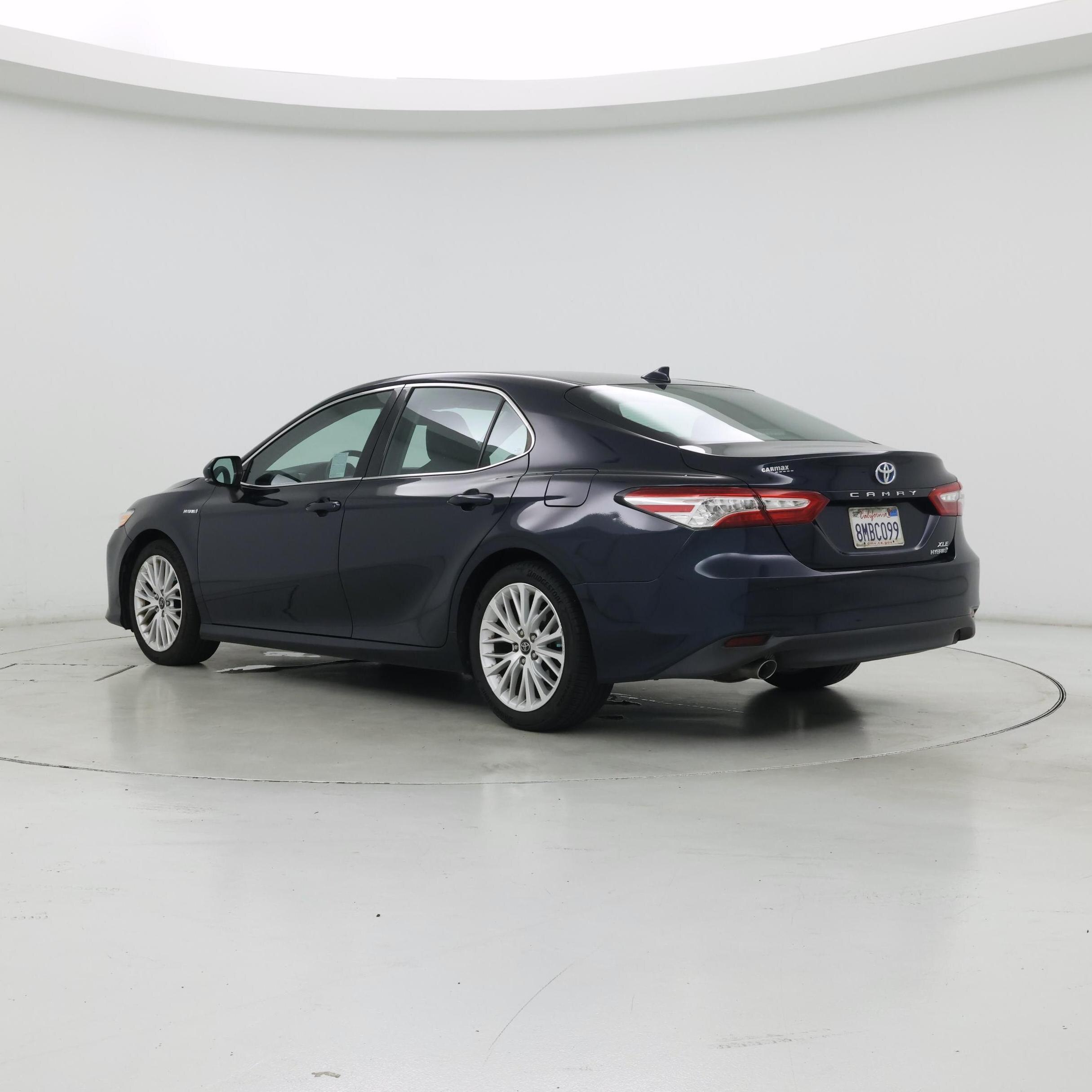 Thumbnail: 2019 Toyota Camry - 2