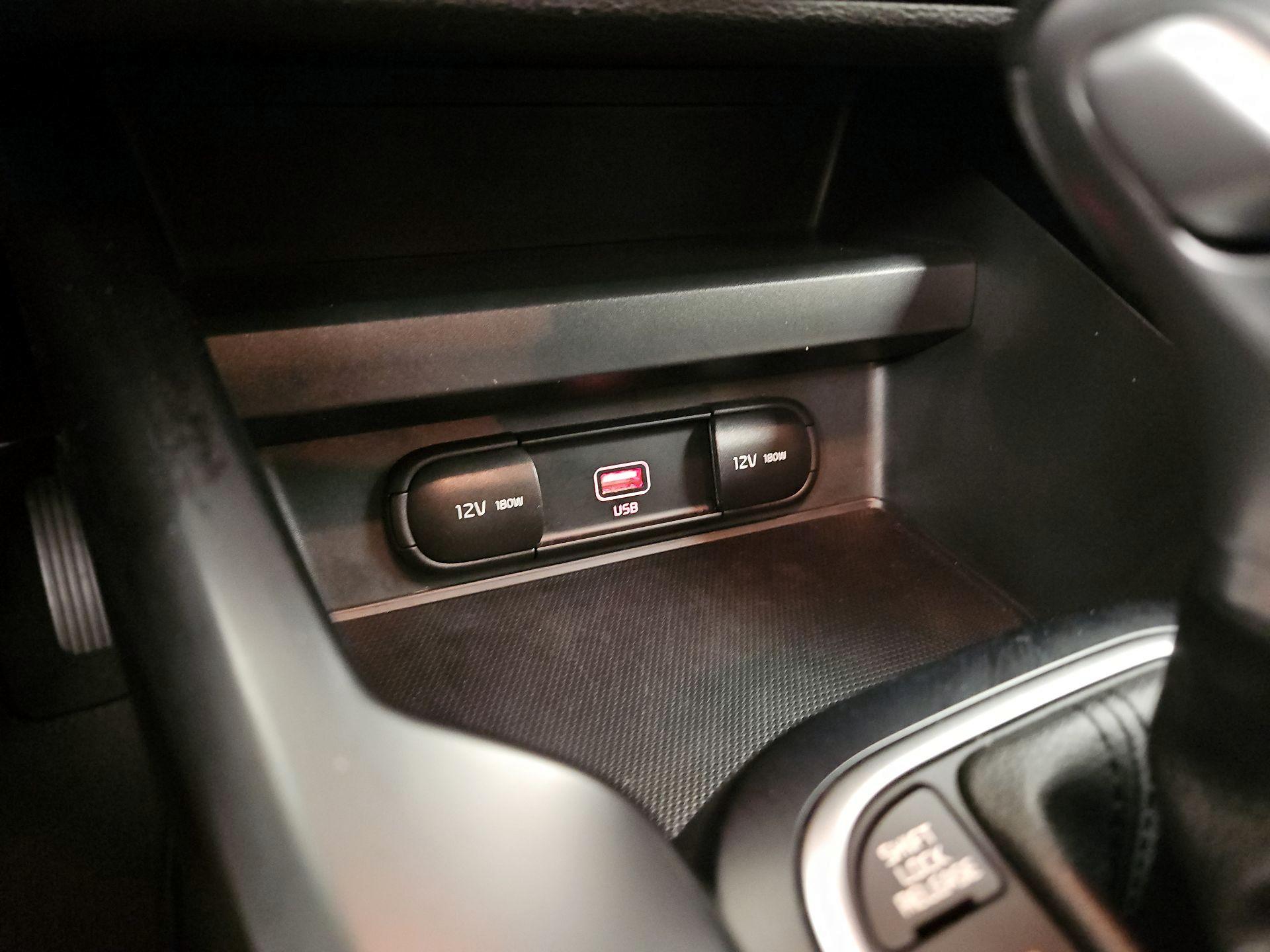 Thumbnail: 2020 Kia Soul - 18