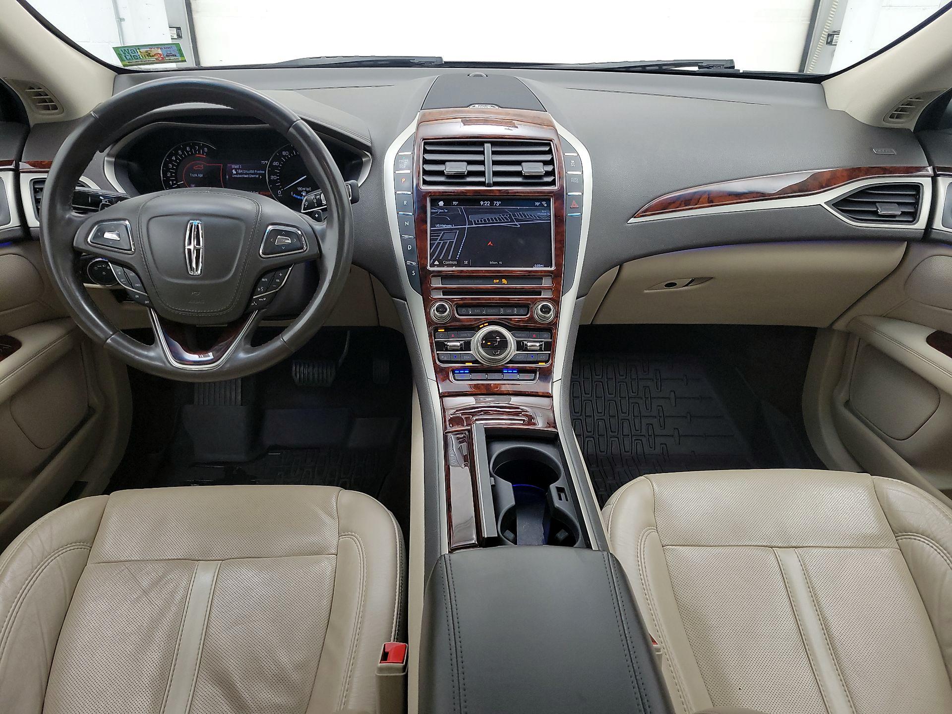 Thumbnail: 2018 Lincoln MKZ - 9