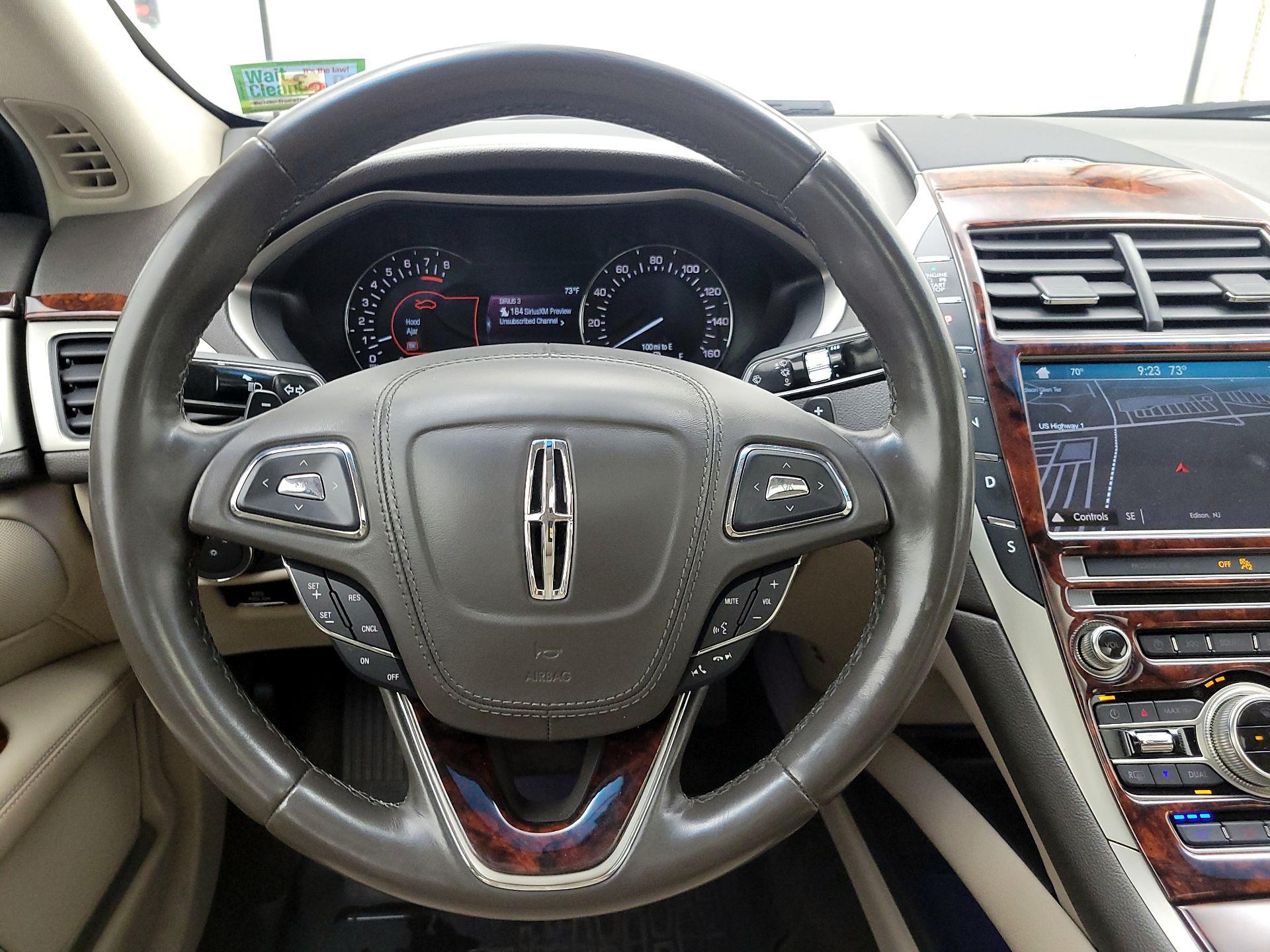 Thumbnail: 2018 Lincoln MKZ - 10