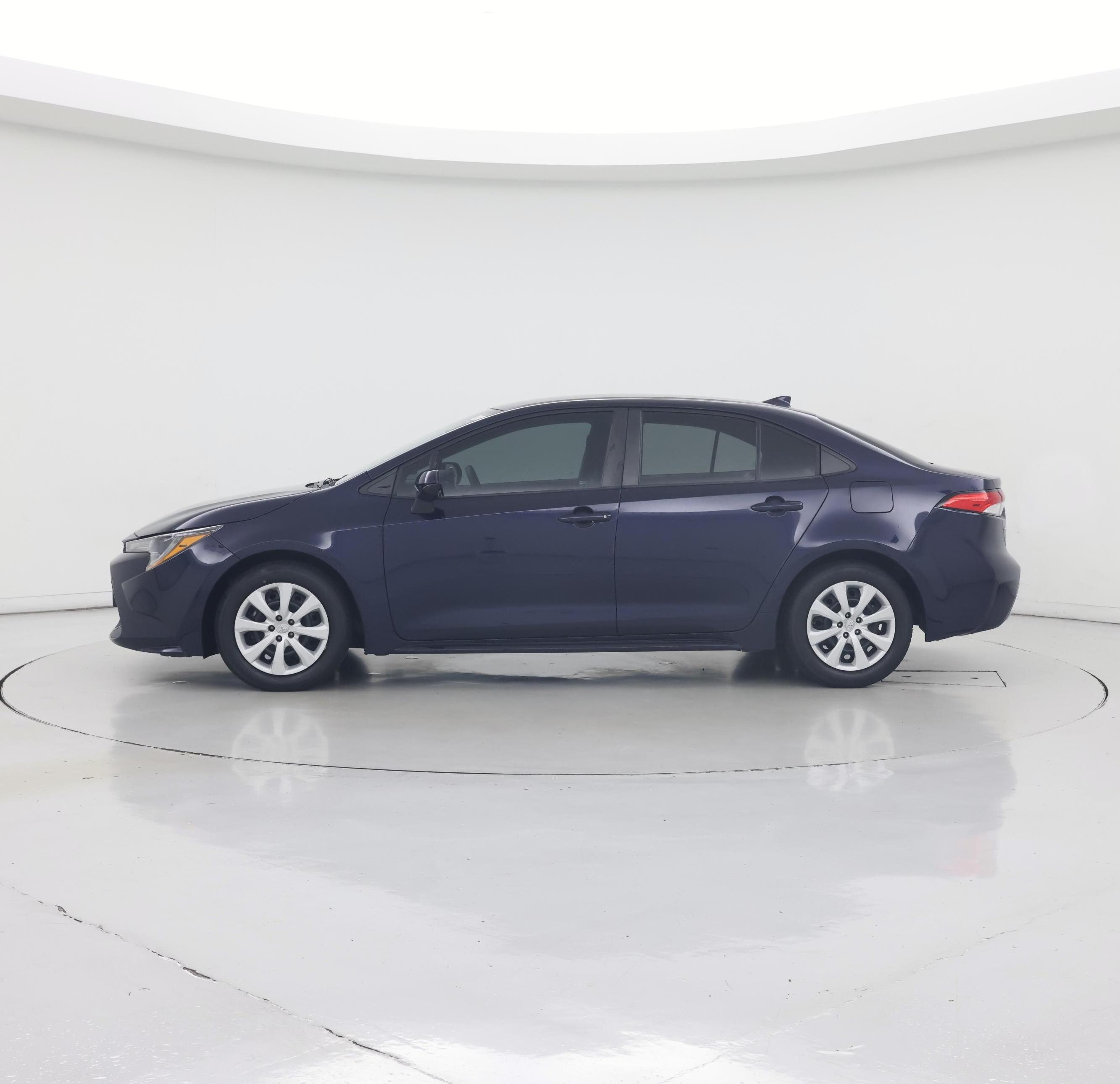 Thumbnail: 2022 Toyota Corolla - 3