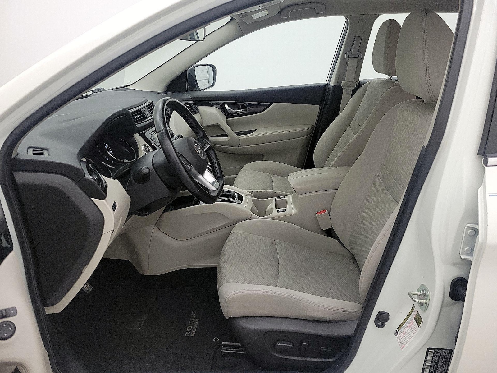 Power Seat(s) & Side Airbags