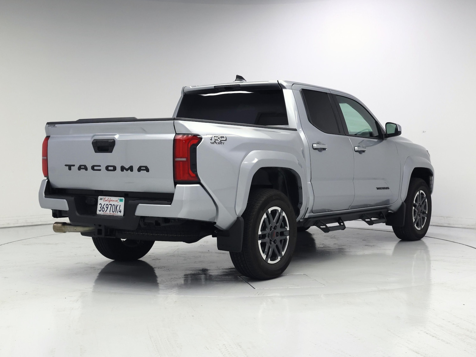 2026 Toyota Tacoma TRD Sport - Photo 9