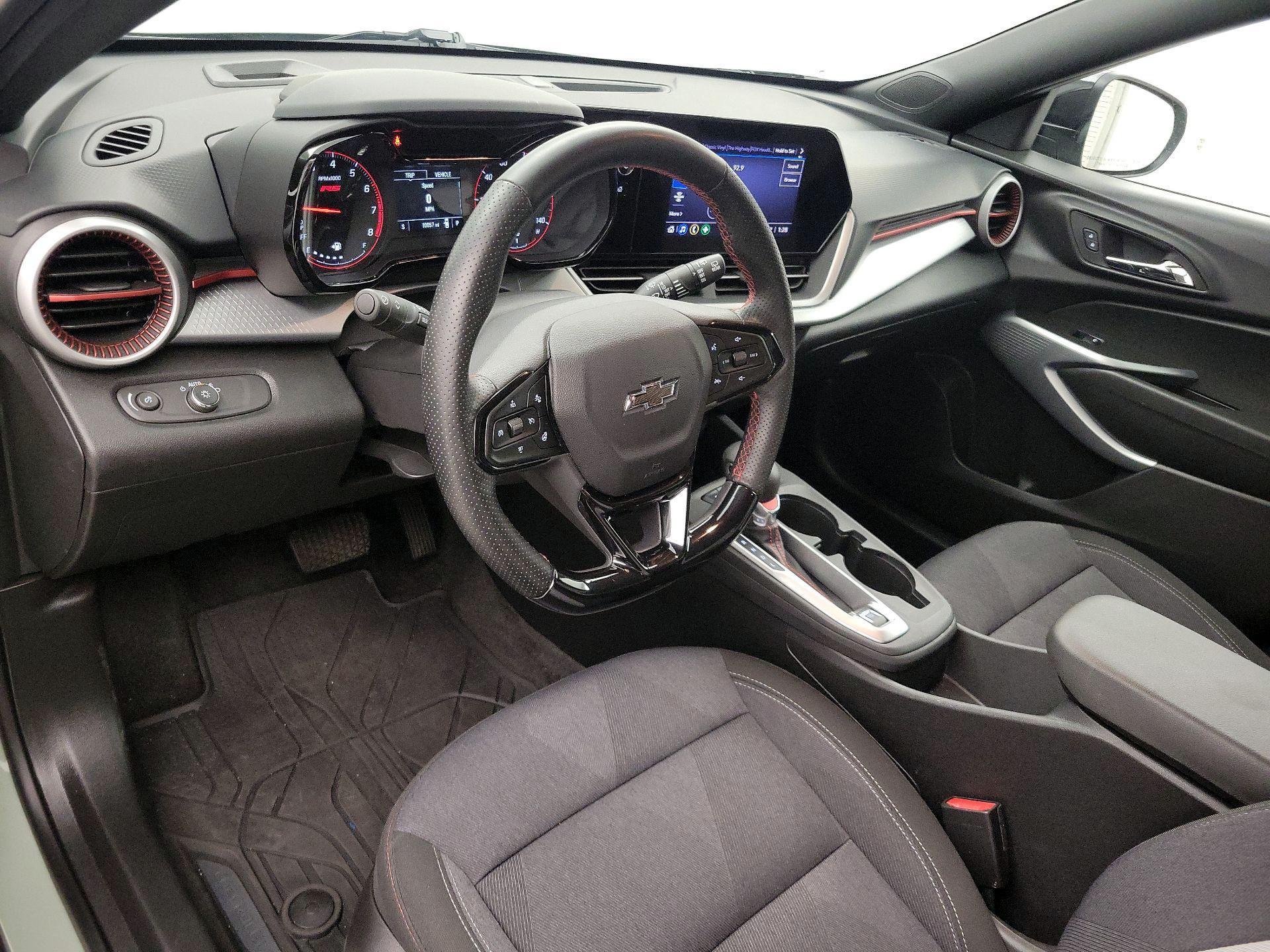 Thumbnail: 2024 Chevrolet Trax - 9