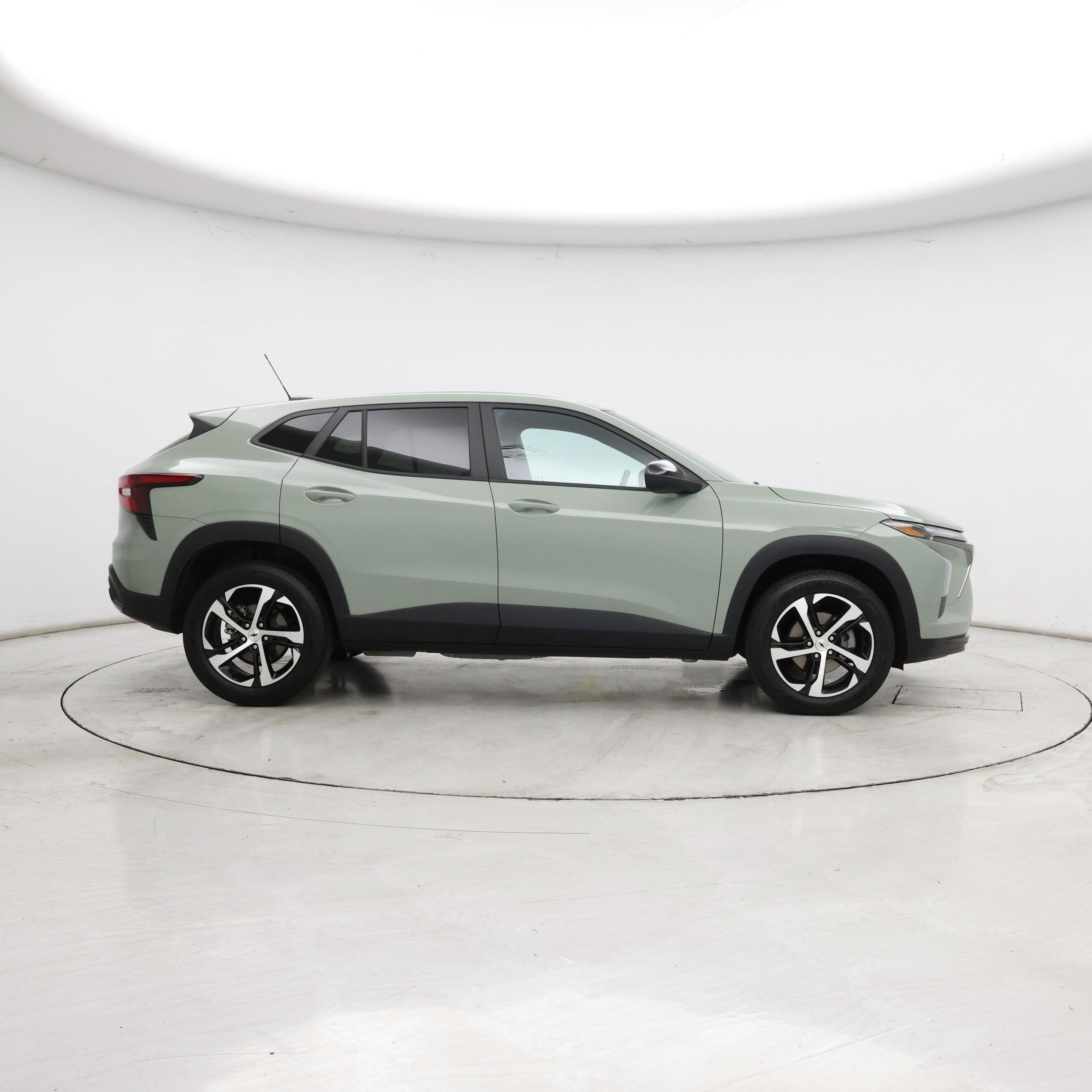 Thumbnail: 2024 Chevrolet Trax - 7