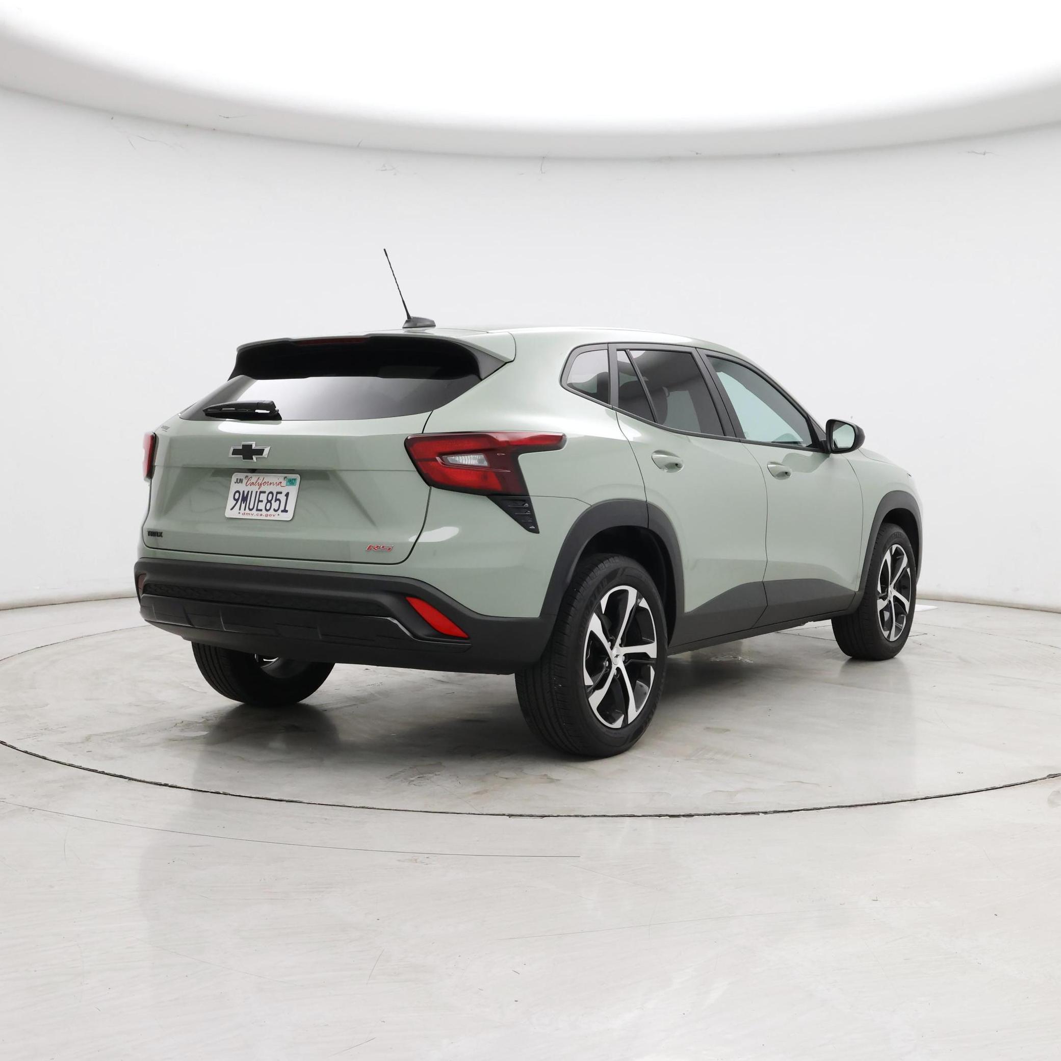 Thumbnail: 2024 Chevrolet Trax - 8